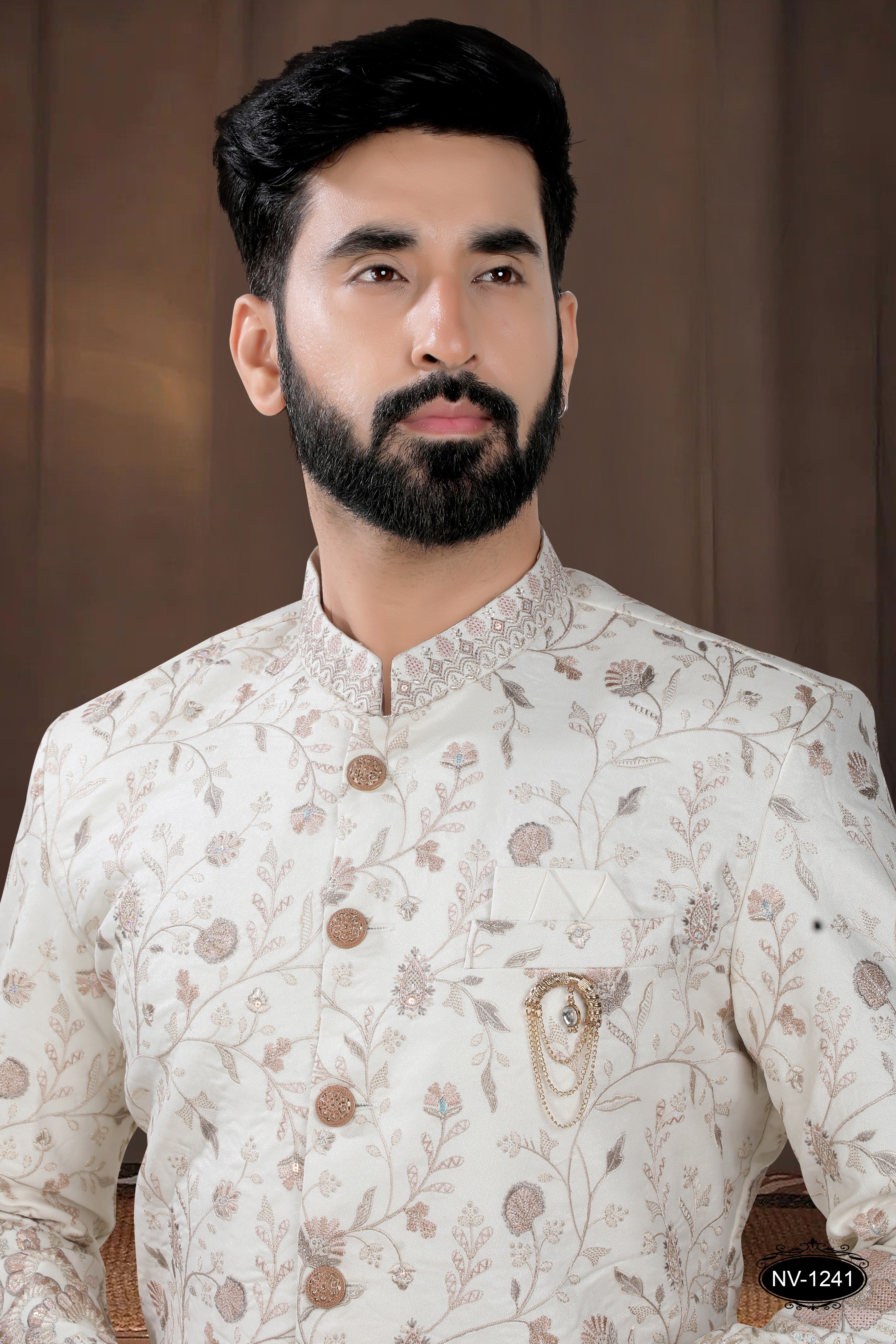 OFF-WHITE BASE INDO-WESTERN IN DESIGNER PANEL FOR EVERY OCCASIONS