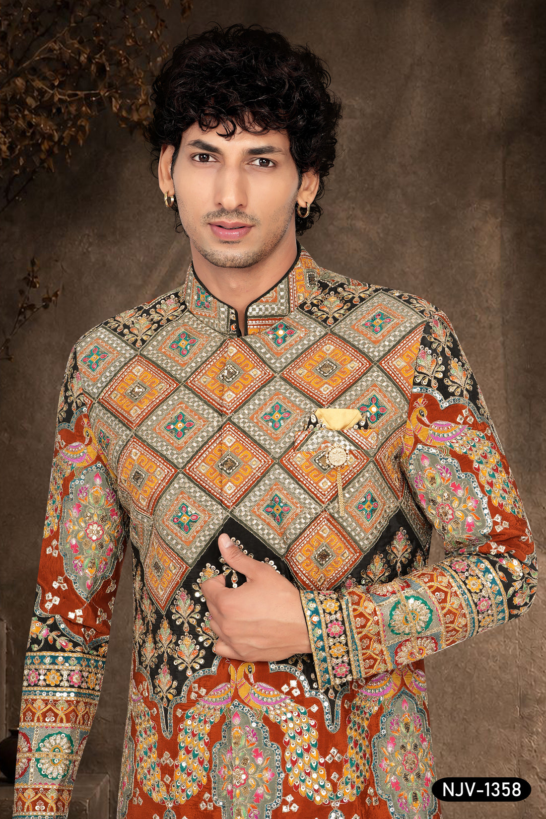 MULTI-TONE HUE INDO-WESTERN SET WITH HEAVY THREAD EMBROIDERY & PANEL