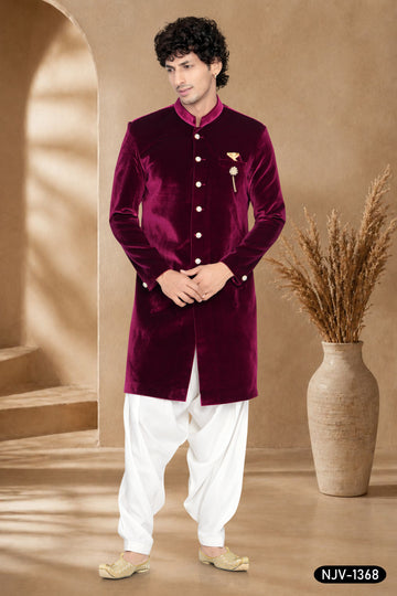 VELVET INDO-WESTERN IN WINE