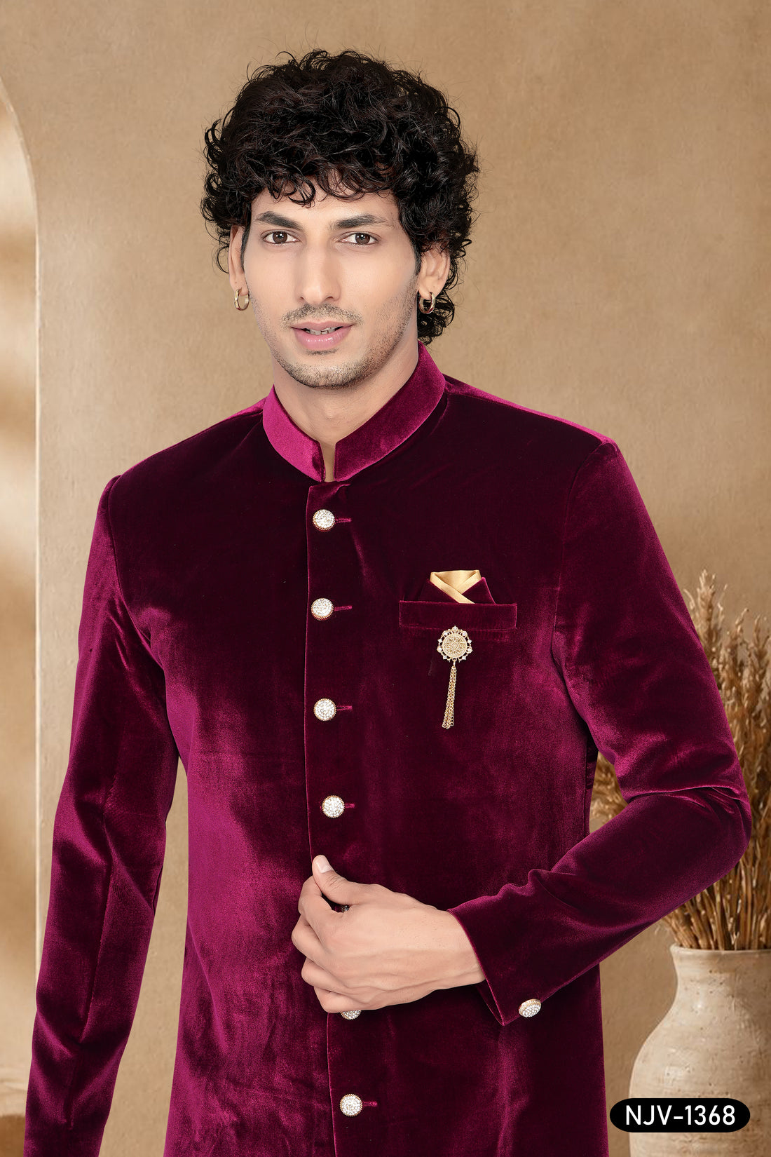 VELVET INDO-WESTERN IN WINE