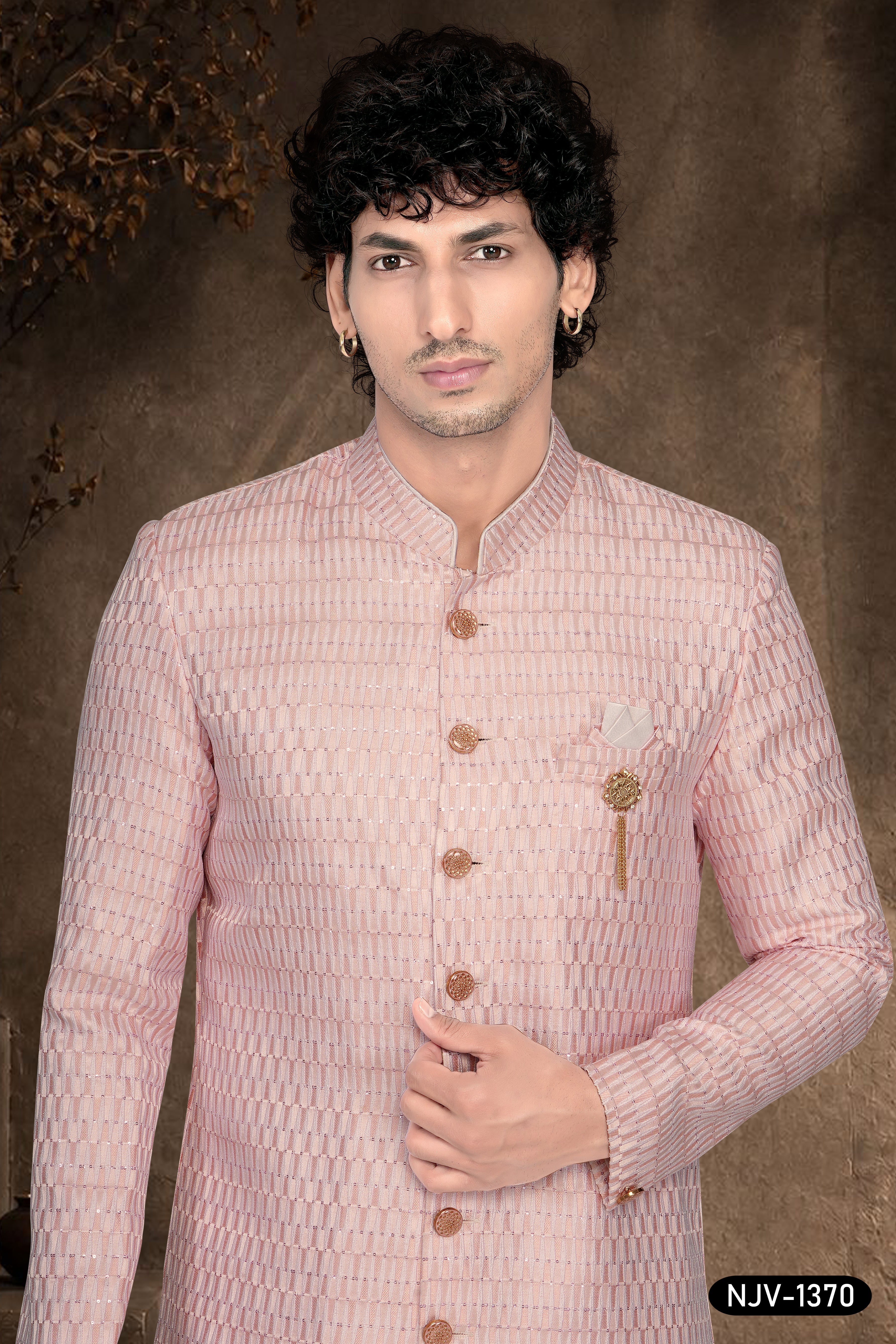 INDO-WESTERN SET WITH THREAD EMBROIDERY IN PINK TONE