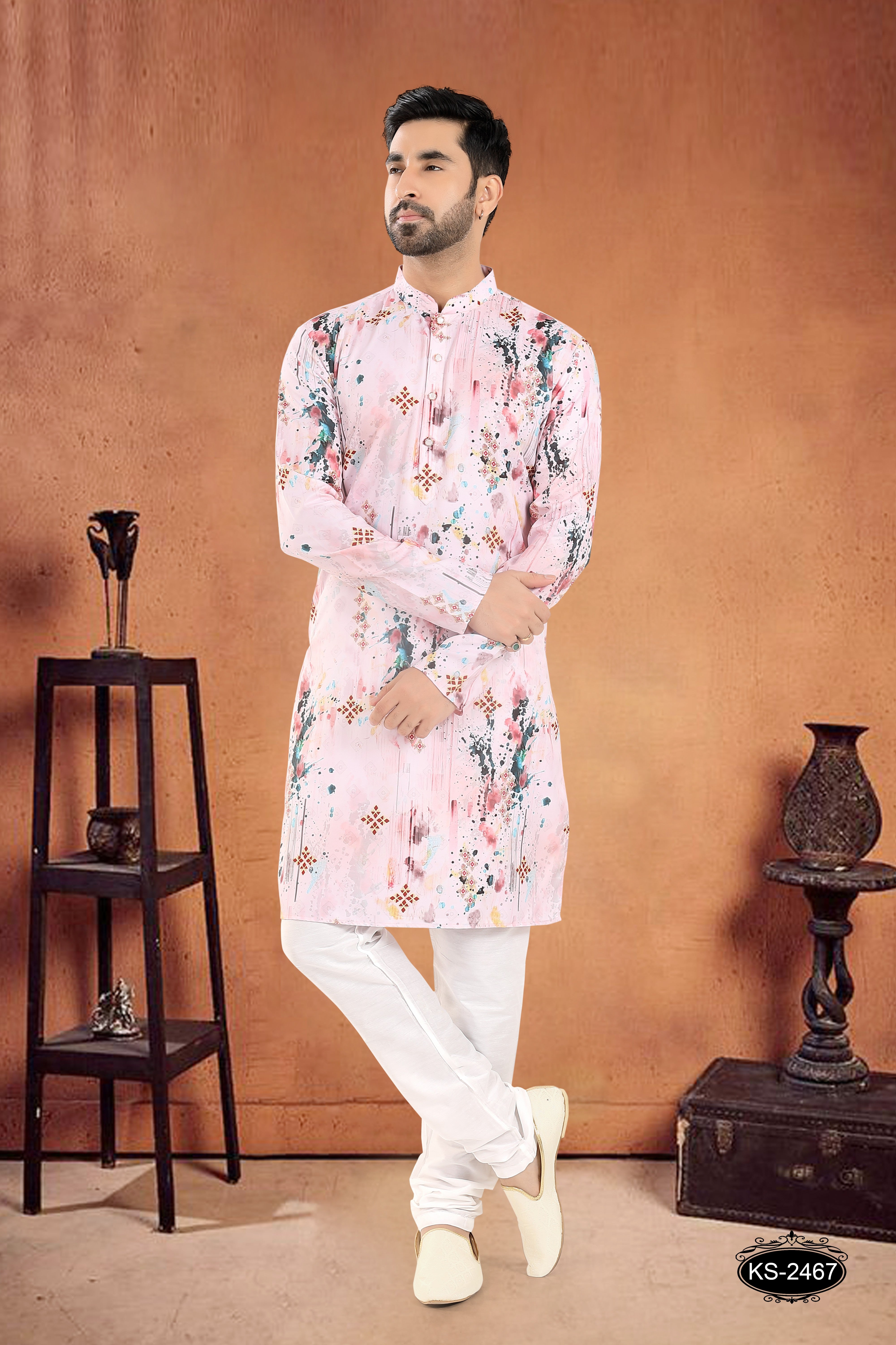 KURTA SET WITH PRINT DESIGN ALL-OVER IN PINK