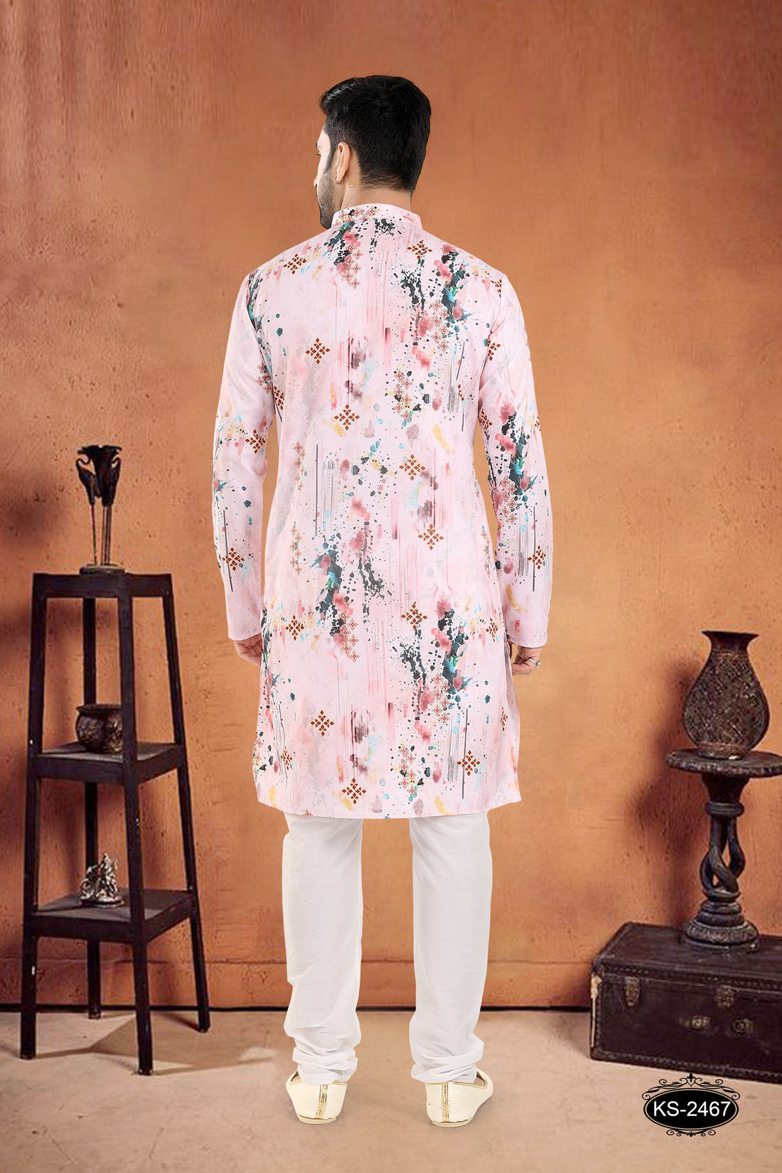 KURTA SET WITH PRINT DESIGN ALL-OVER IN PINK