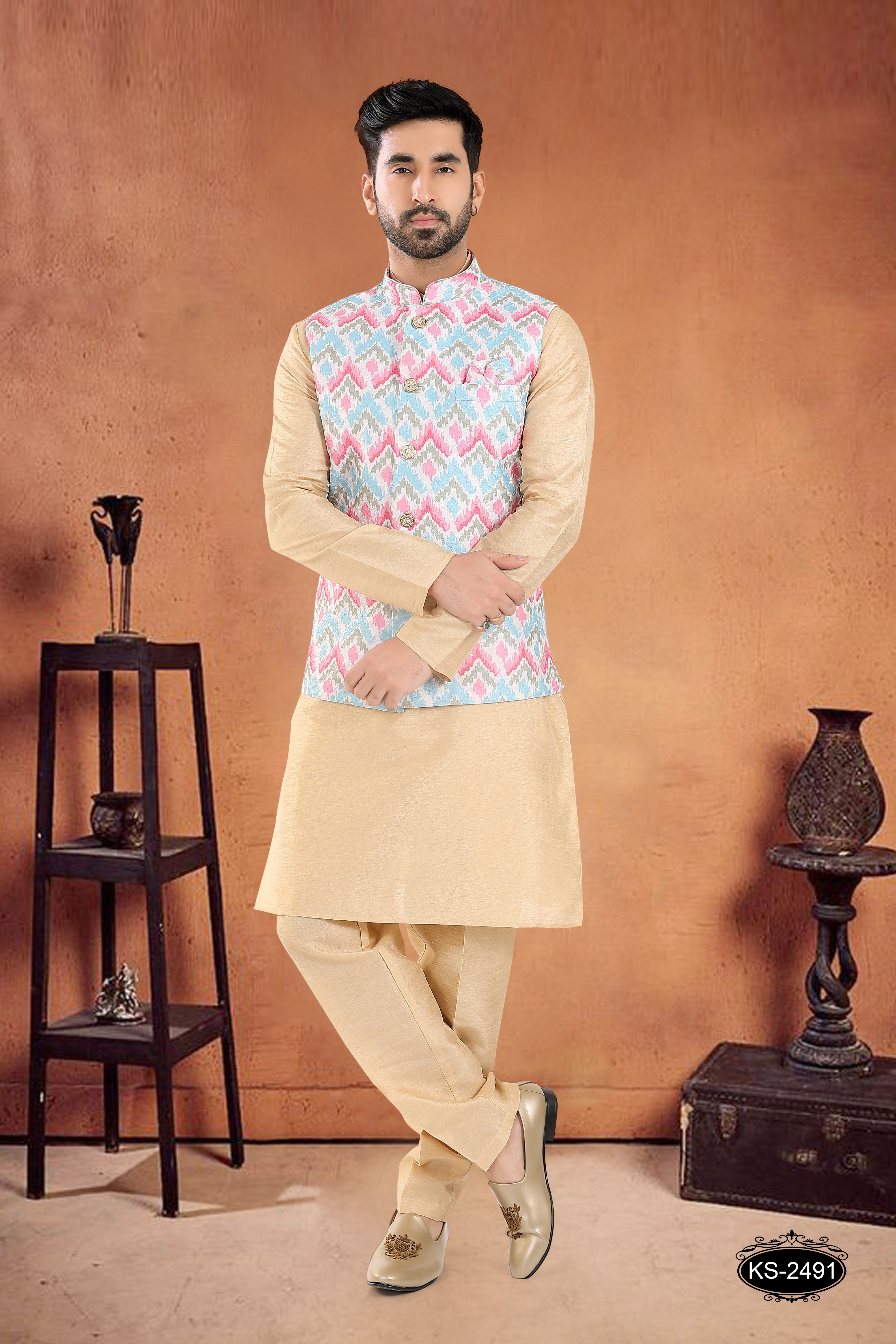 MULTI-TONE JACKET KURTA SET WITH THREAD EMBROIDERY ALL-OVER