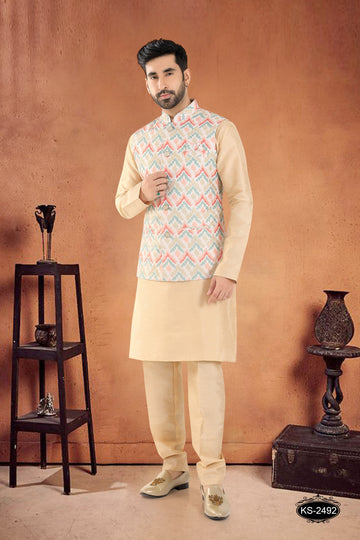 JACKET SET IN MULTI-TONE WITH THREAD EMBROIDERY