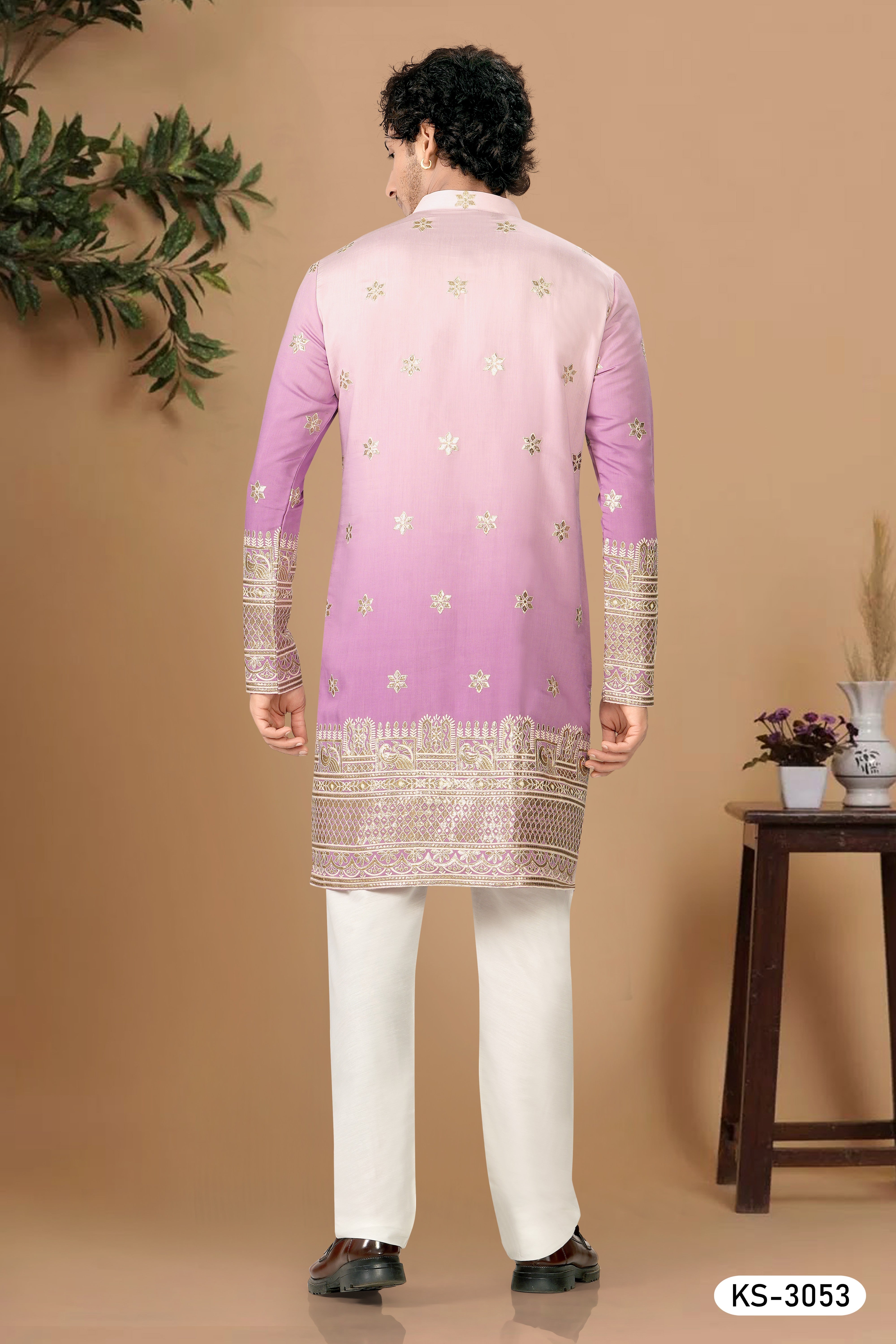 ONION-PINK HUE KURTA SET WITH HEAVY THREA EMBROIDERY PANEL