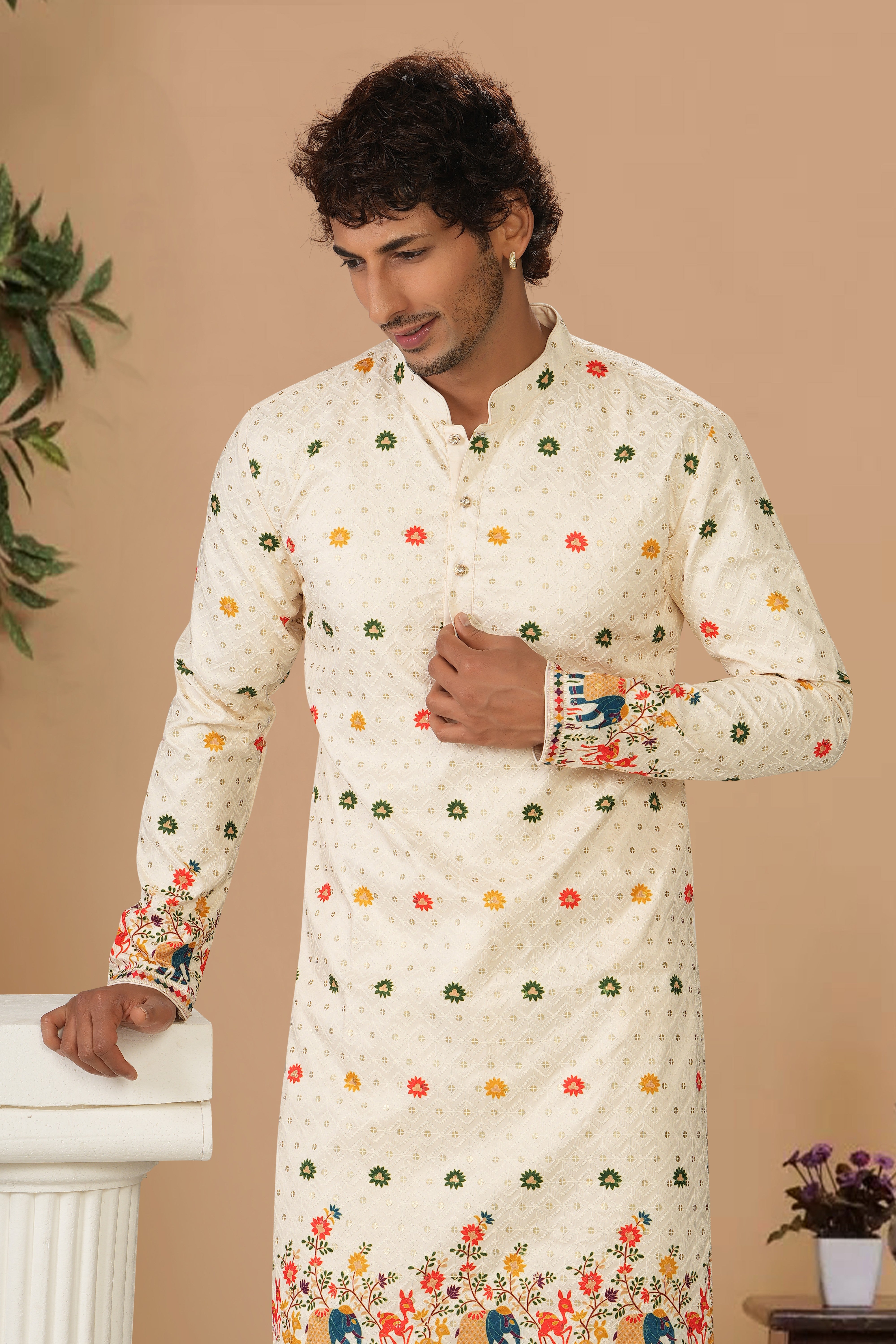KURTA SET WITH THREAD EMBROIDERY & HEAVY PANEL IN OFF-WHITE ( MULTI-TONE )