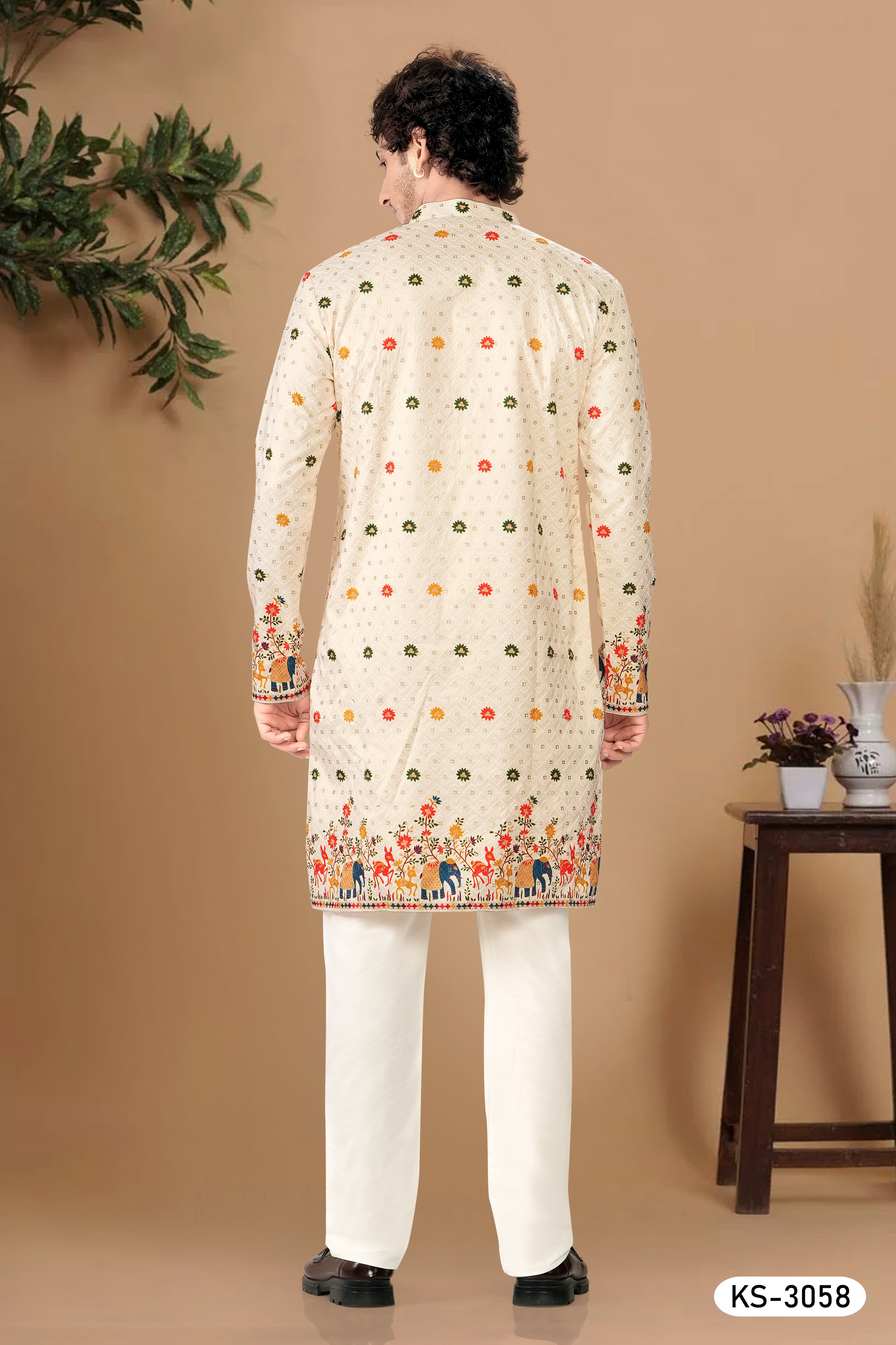 KURTA SET WITH THREAD EMBROIDERY & HEAVY PANEL IN OFF-WHITE ( MULTI-TONE )