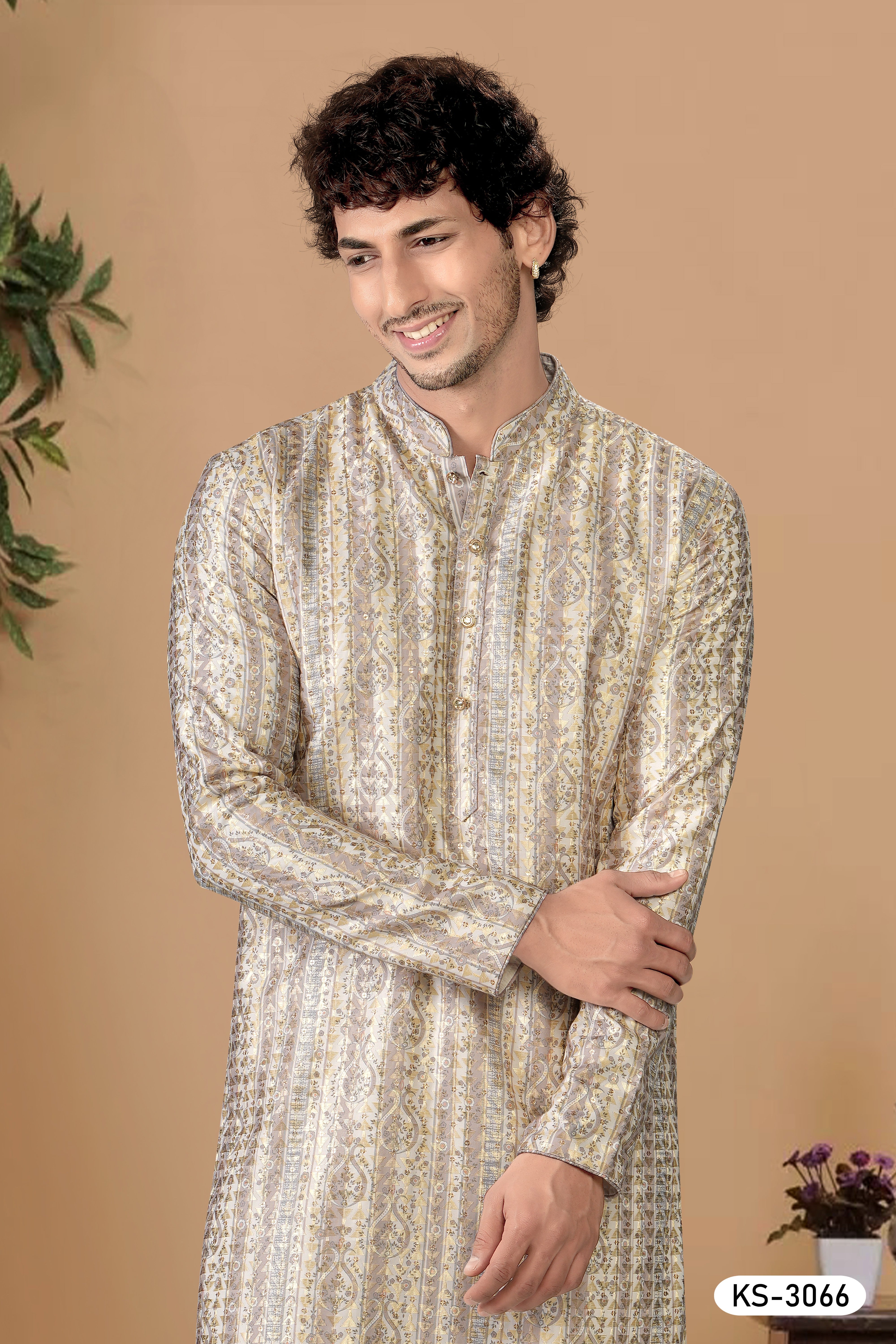 KURTA SET IN CREAM-BASE WITH ASTER & THREAD EMBROIDERY ALL-OVER