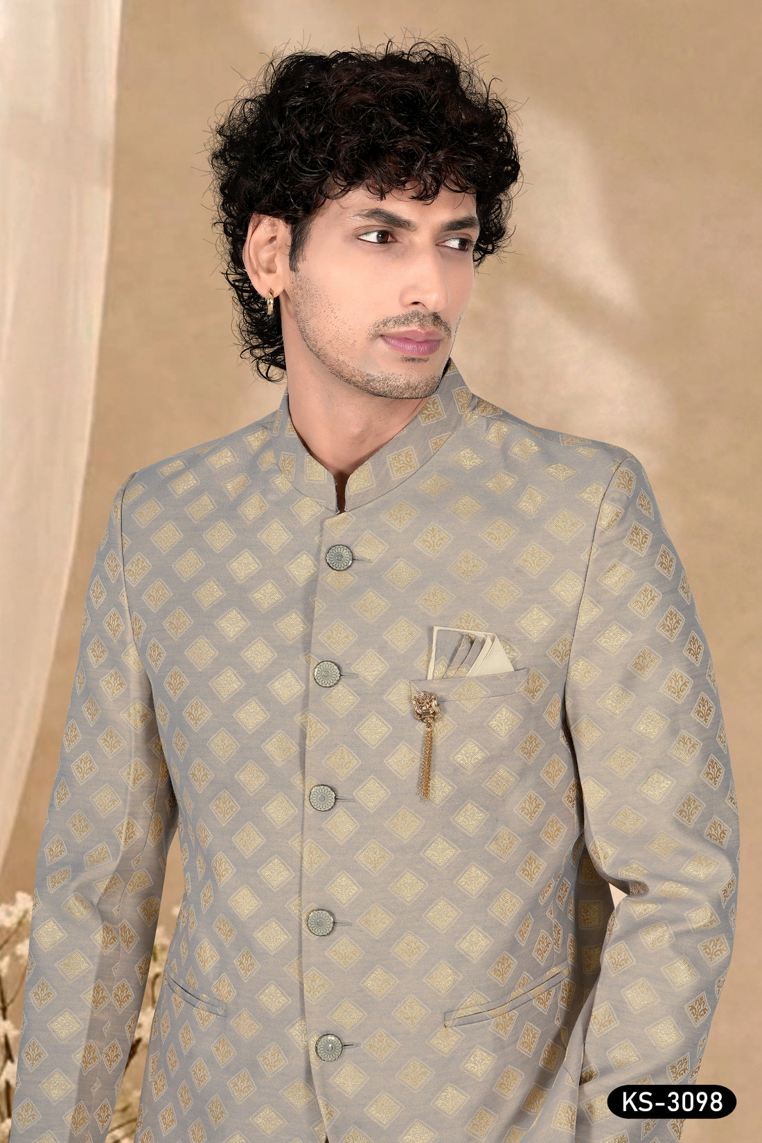 GREY HUE BANDHGALA SET WITH ALL-OVER SELF DESIGN