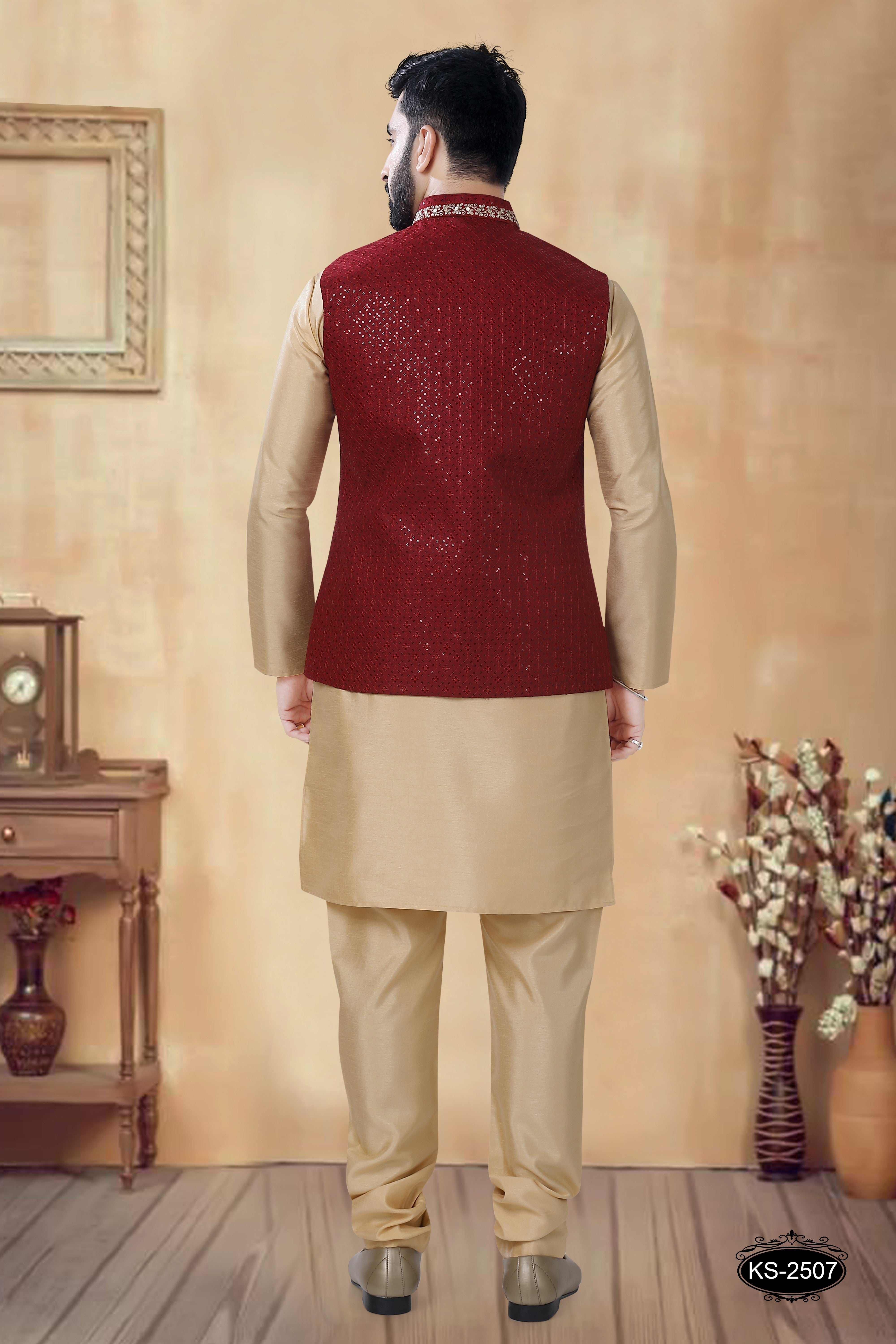 SILK RED HUE JACKET SET PERFECT FOR EVERY FESTIVITY