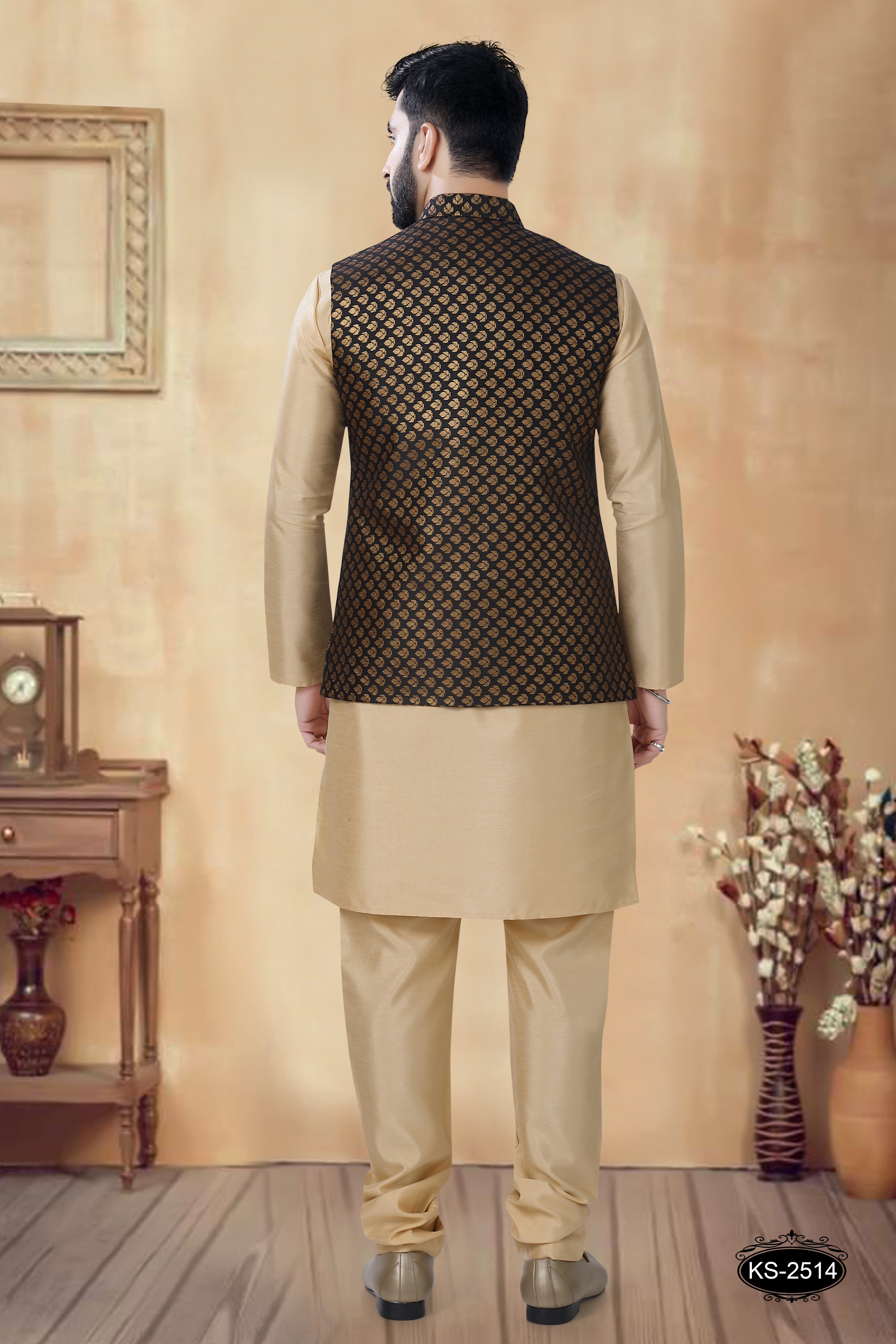 JACKET SET WITH SELF-DESIGN ALL-OVER , PERFECT FOR EVERY FESTIVITY