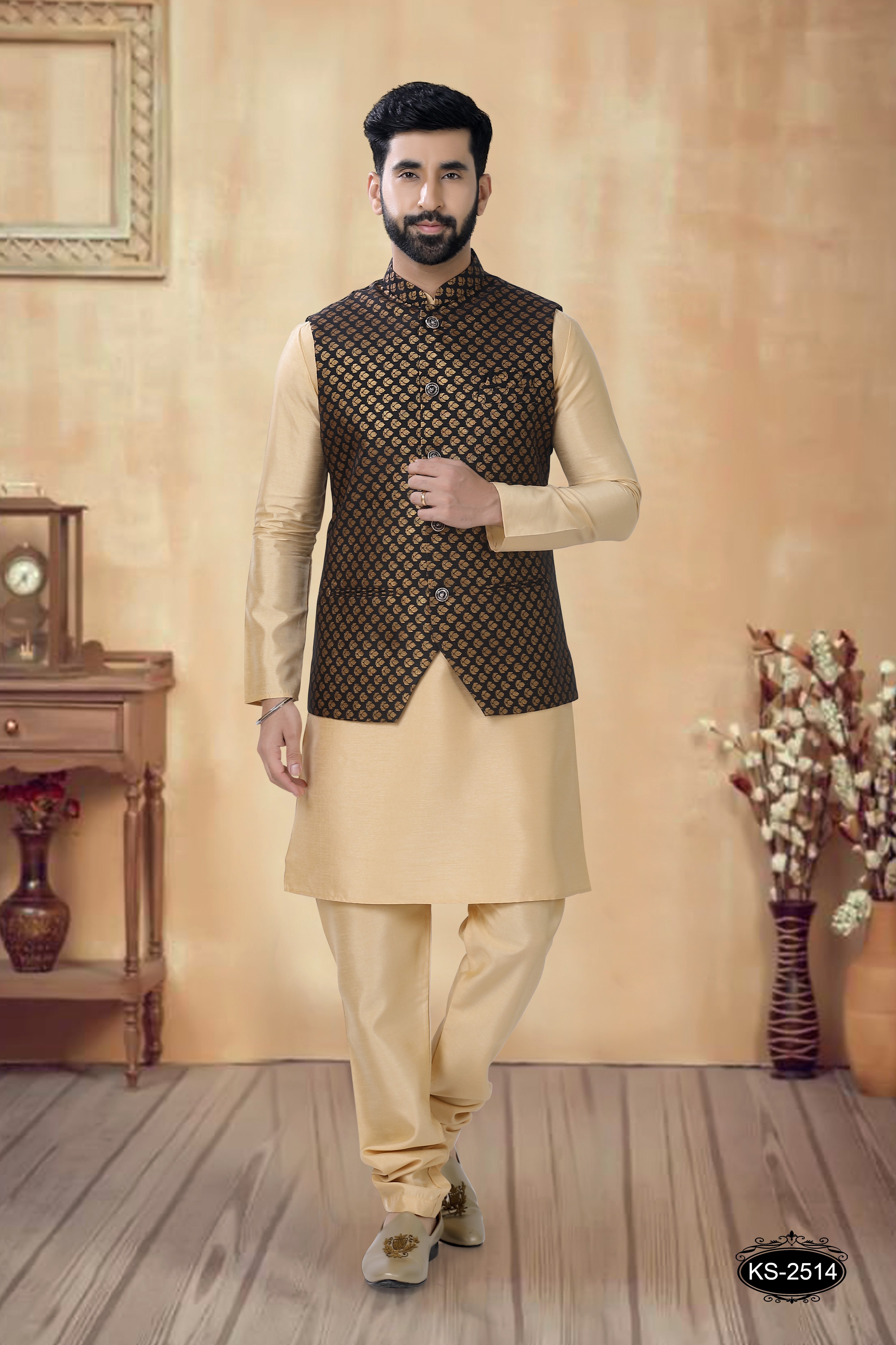 JACKET SET WITH SELF-DESIGN ALL-OVER , PERFECT FOR EVERY FESTIVITY