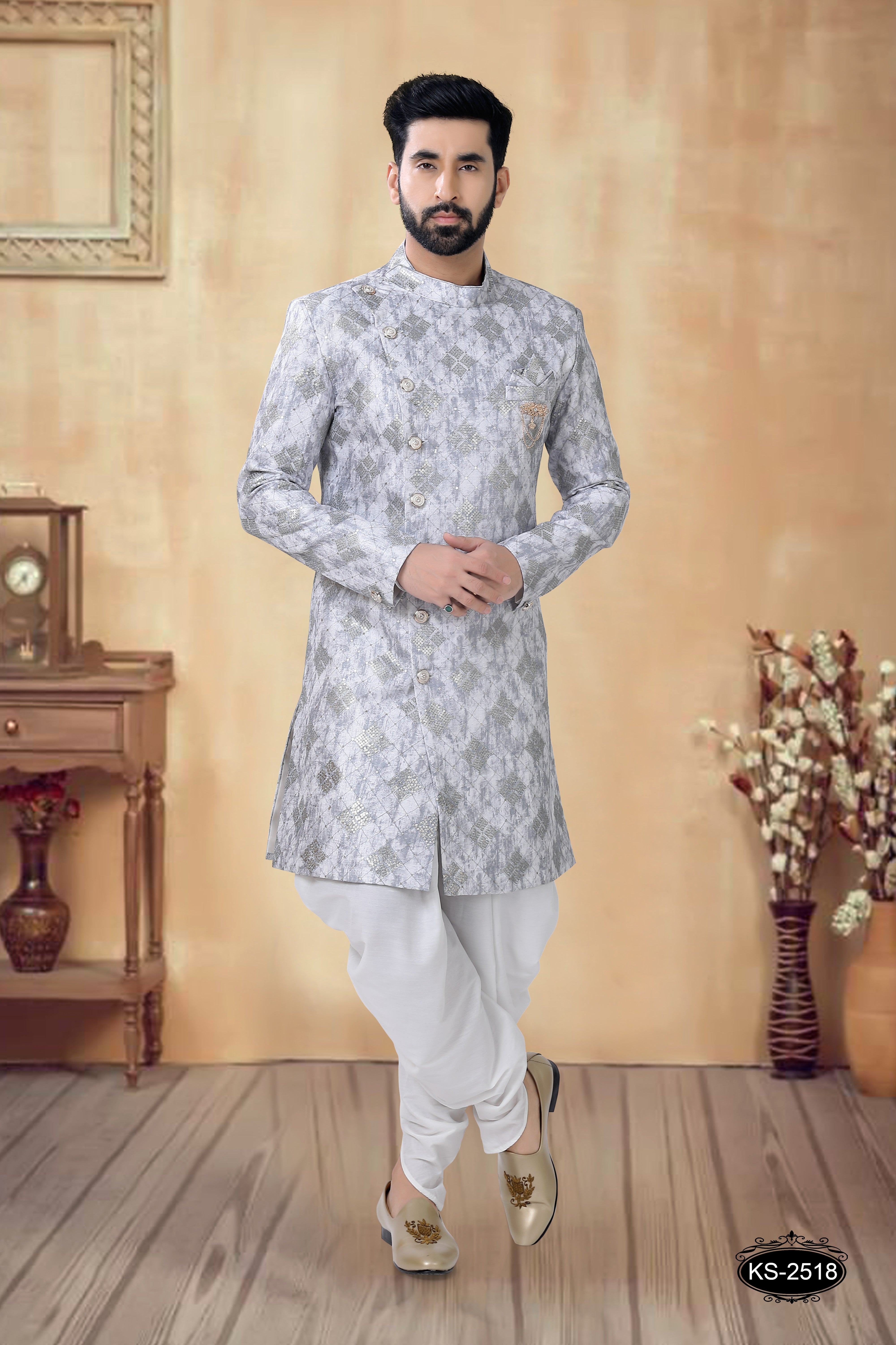 GREY TONE INDO-WESTERN SET IN UNIQUE PATTERN FOR EVERY FESTIVITY