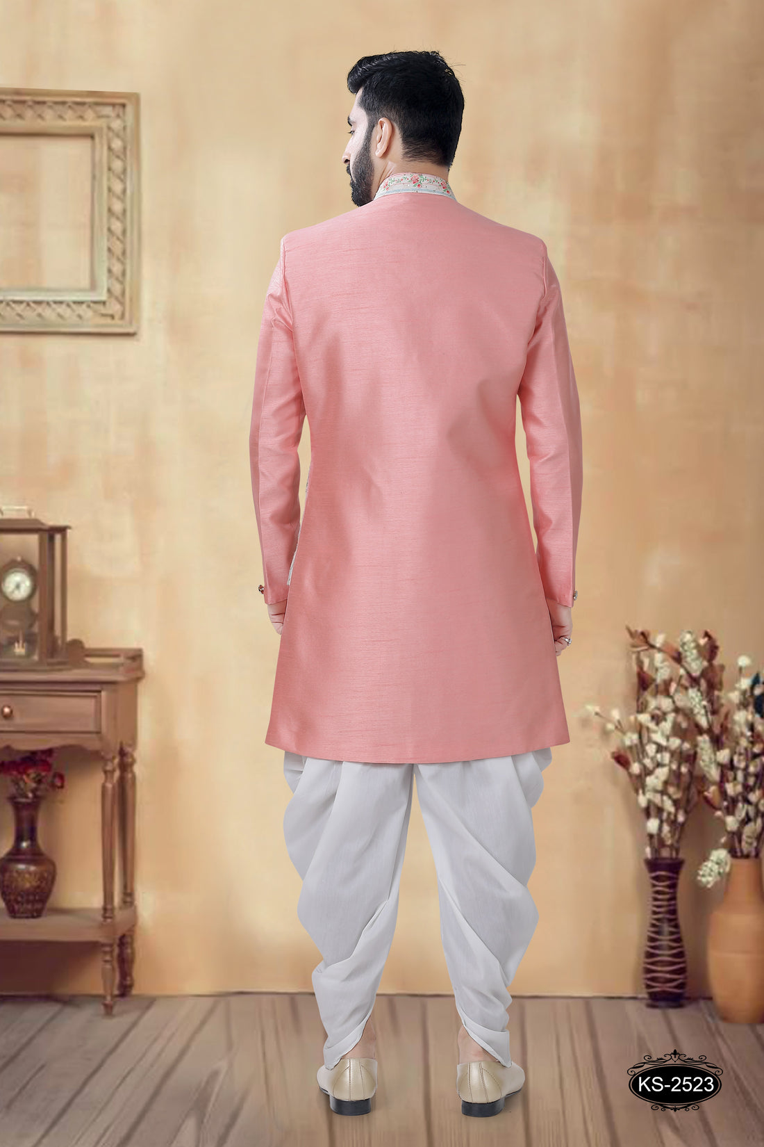 PINK HUE UNIQUE PATTERN INDO-WESTERN SET FOR EVERY FESTIVITY