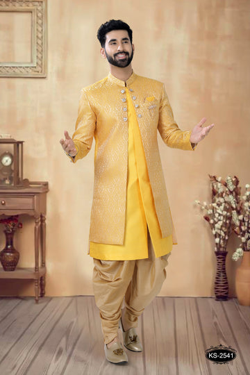 UNIQUE PATTERN INDO-WESTERN SET IN YELLOW HUE FOR EVERY FESTIVITY