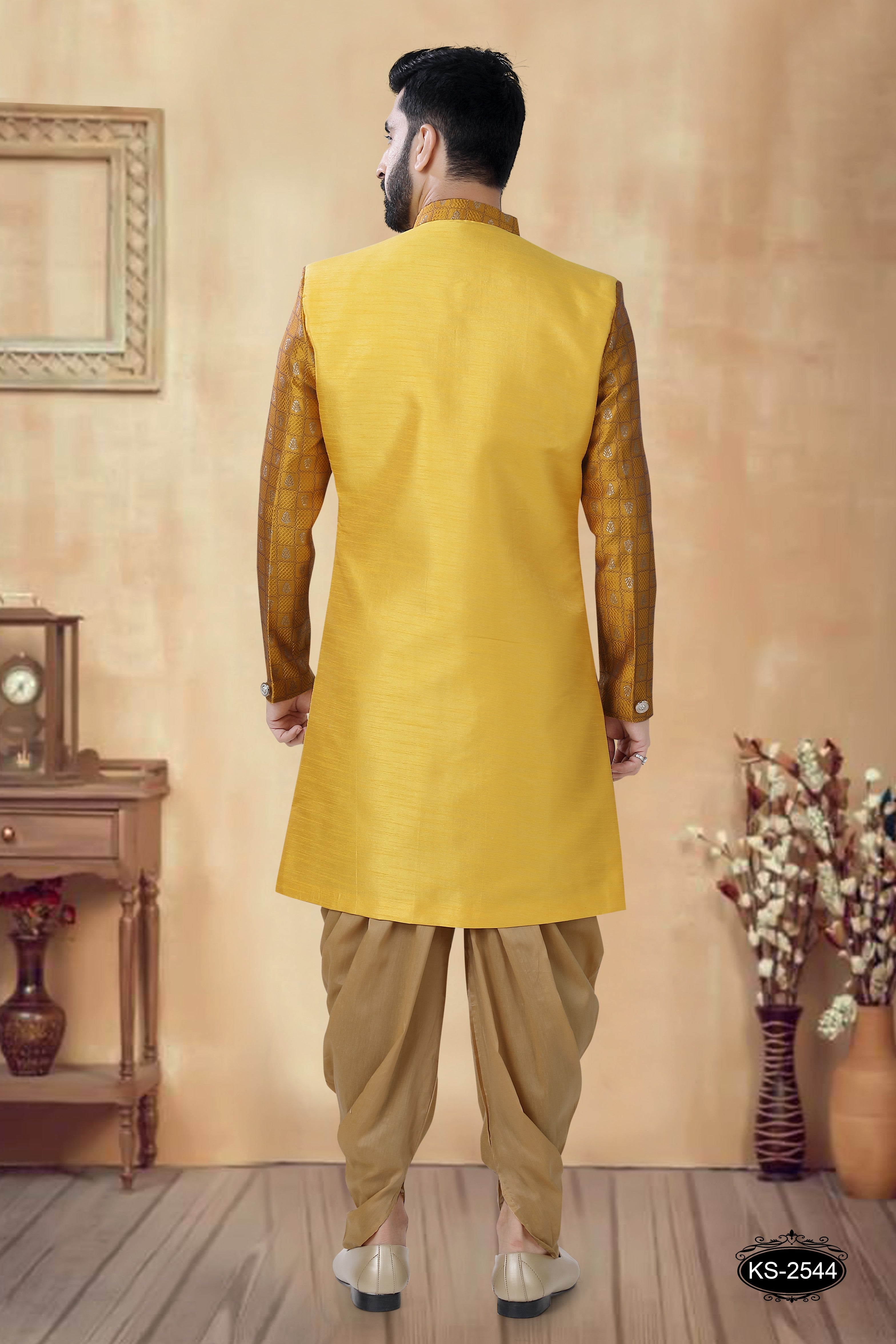 UNIQUE JACKET STYLE INDO-WESTERN SET FOR EVERY FESTIVITY