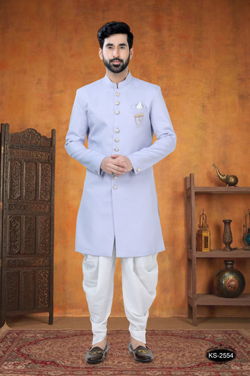 UNIQUE STYLE INDO-WESTERN SET WITH DESIGNER BROACH IN LIGHT PURPLE TONE