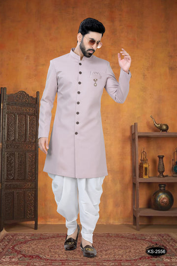INDO-WESTERN SET WITH DESIGNER BROACH IN ONION-PINK TONE