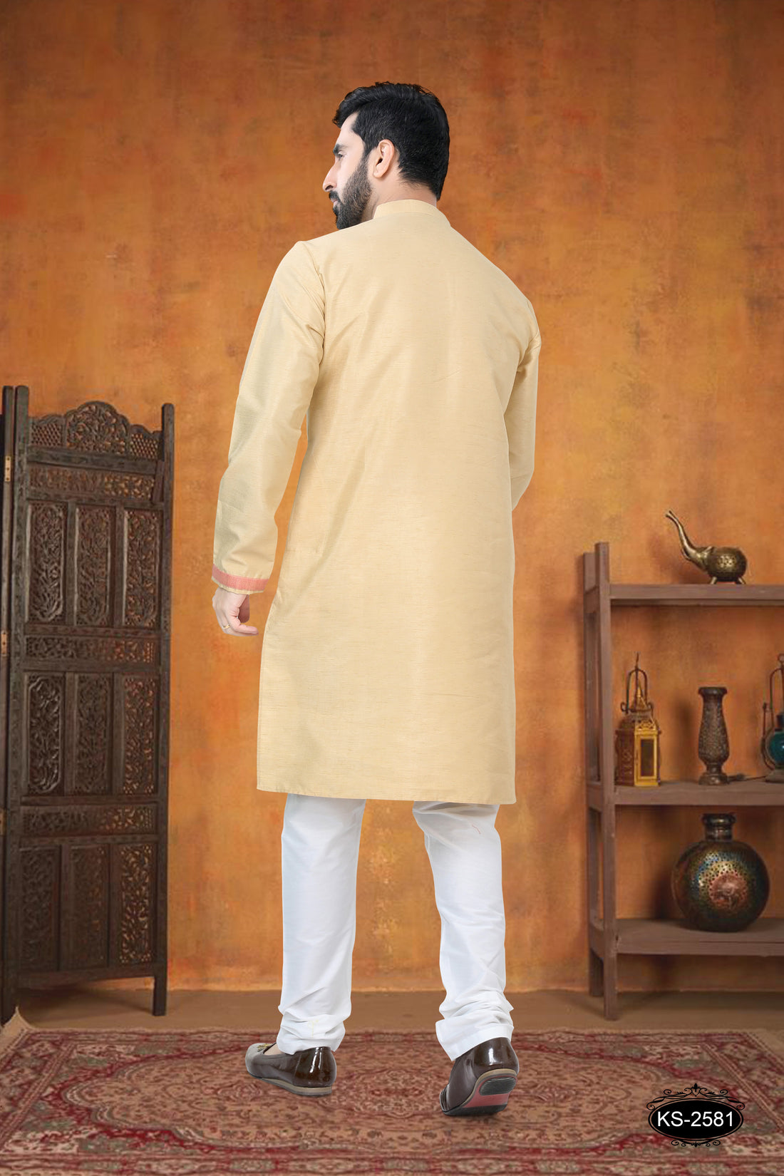 GOLD KURTA SET IN SILK WITH DESIGNER PATTA
