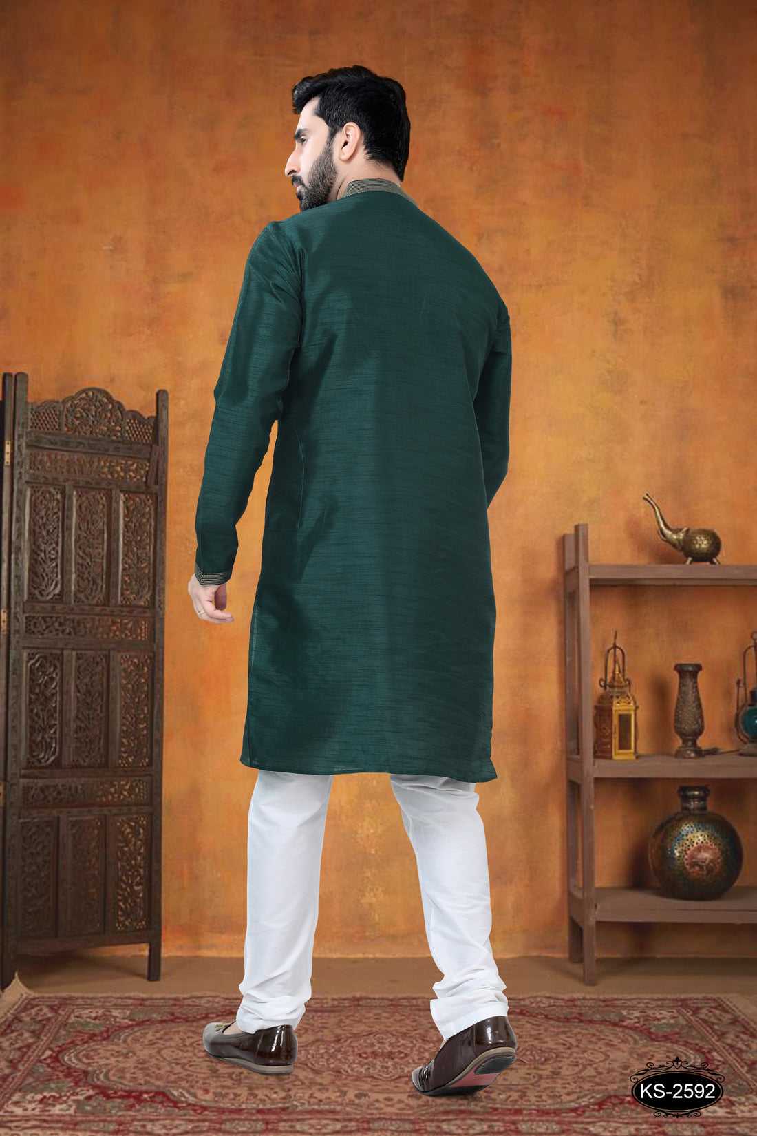 GREEN KURTA SET WITH LACCHI WORK