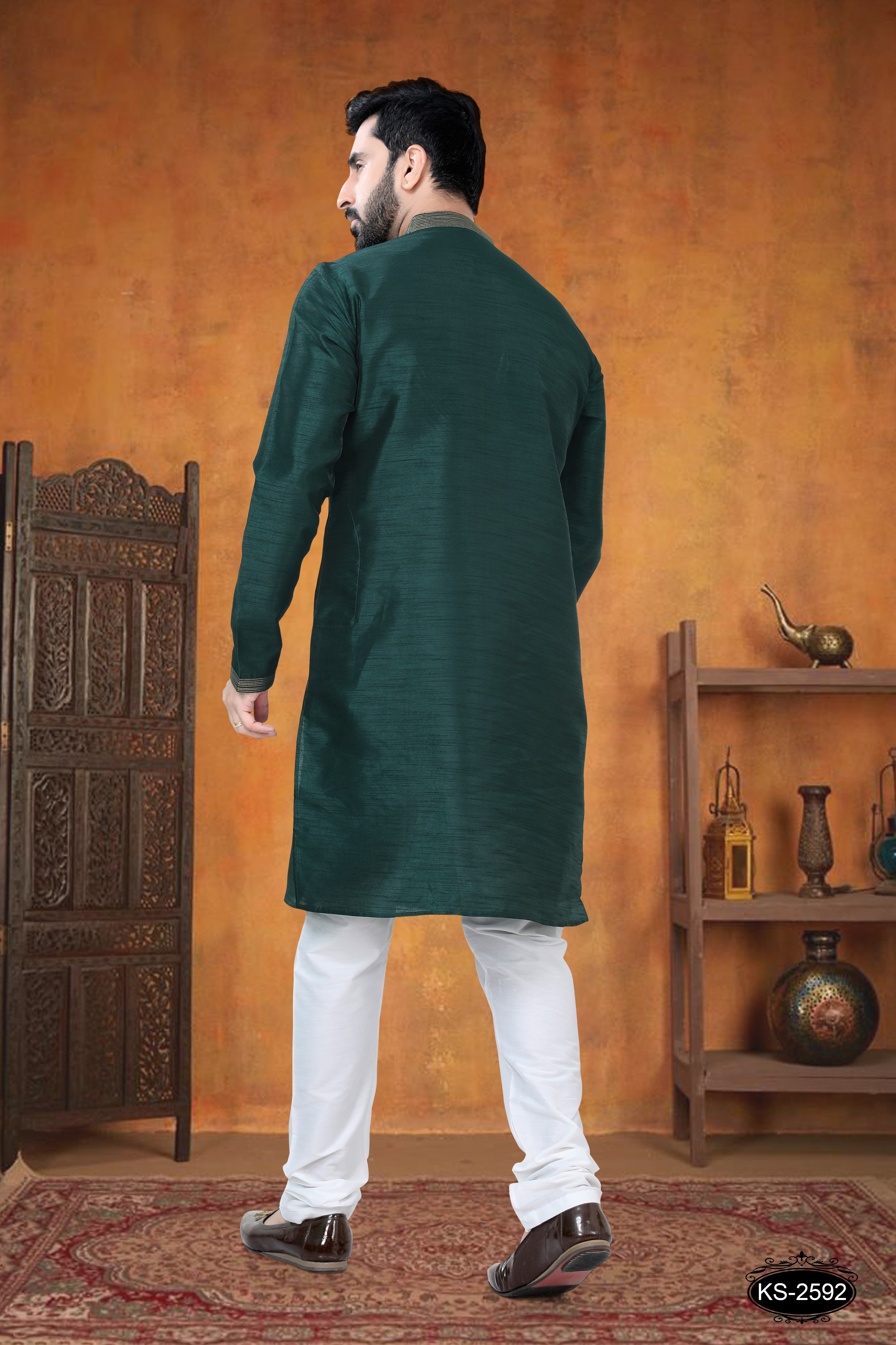 GREEN KURTA SET WITH LACCHI WORK