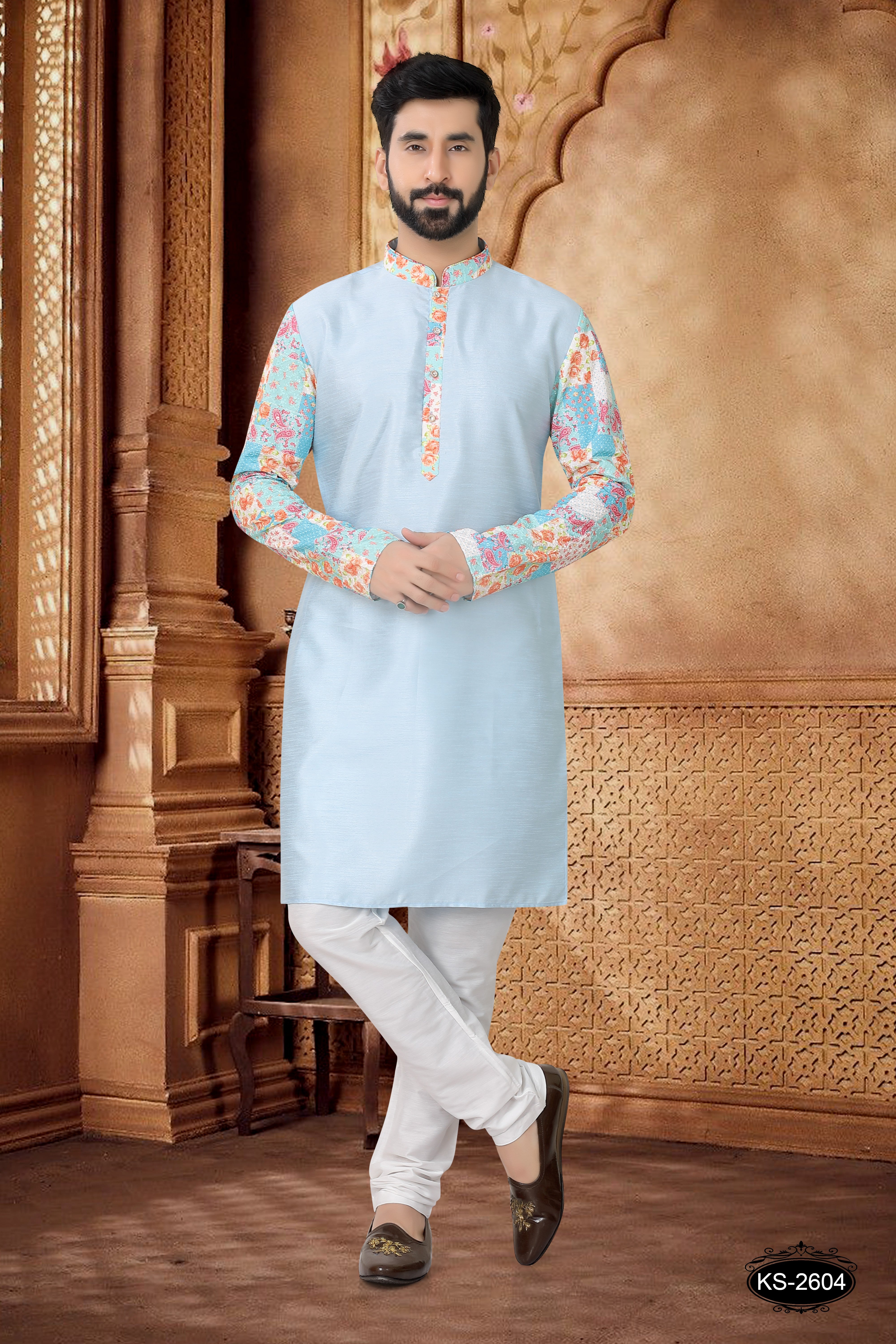 SILK KURTA SET WITH DESIGNER PATTA