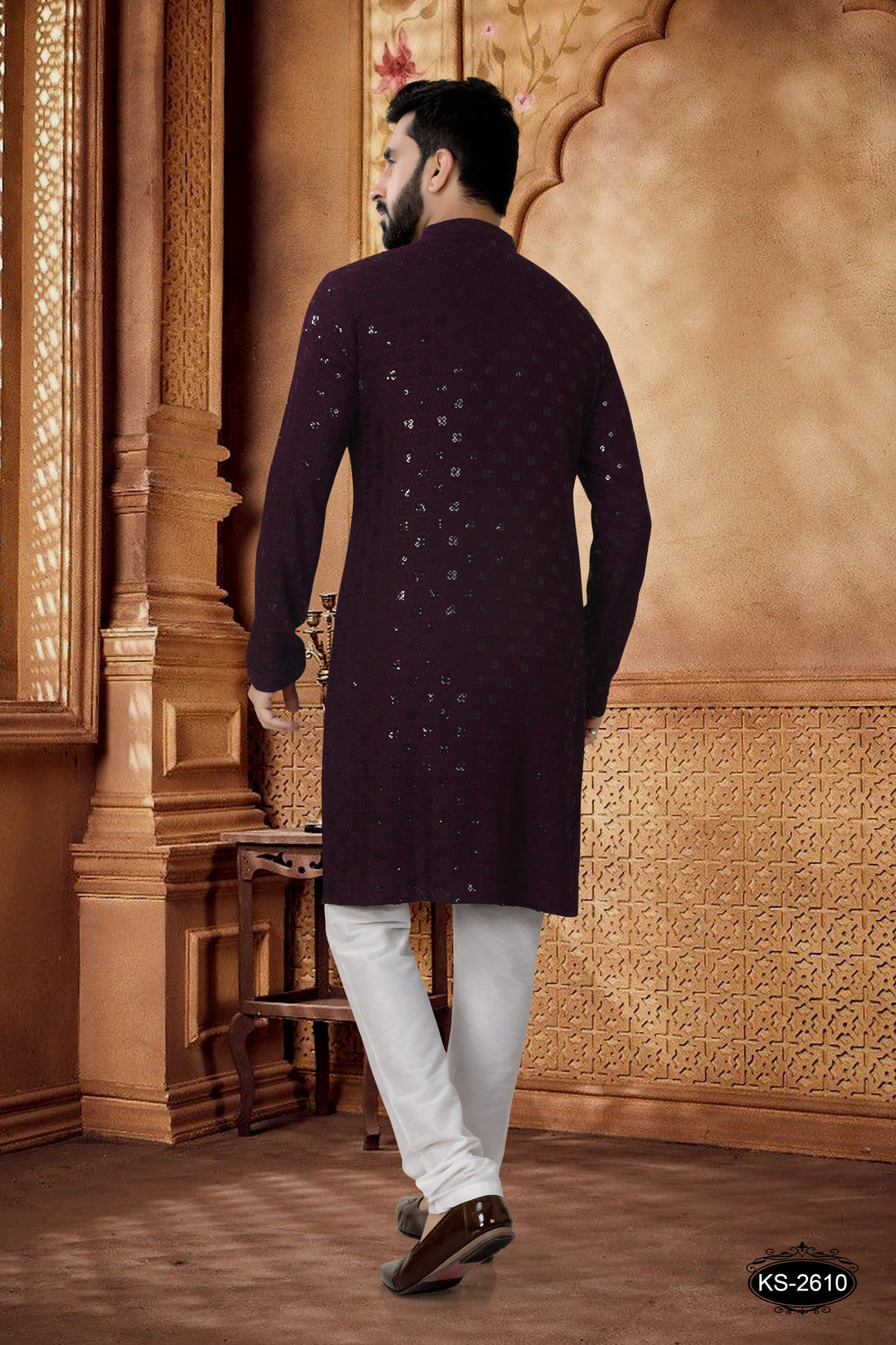 KURTA SET WITH THREAD EMBROIDERY IN WINE TONE