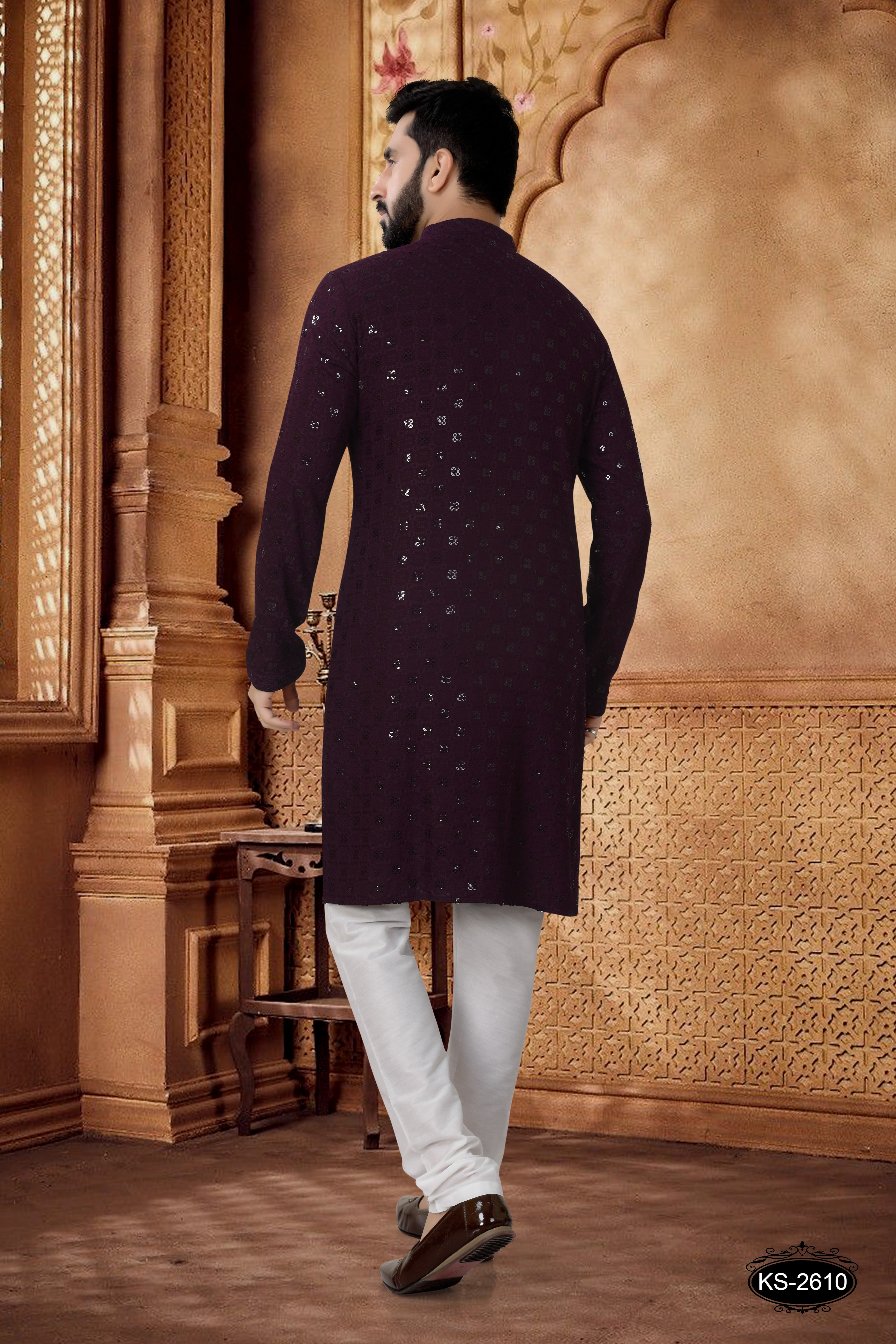 KURTA SET WITH THREAD EMBROIDERY IN WINE TONE