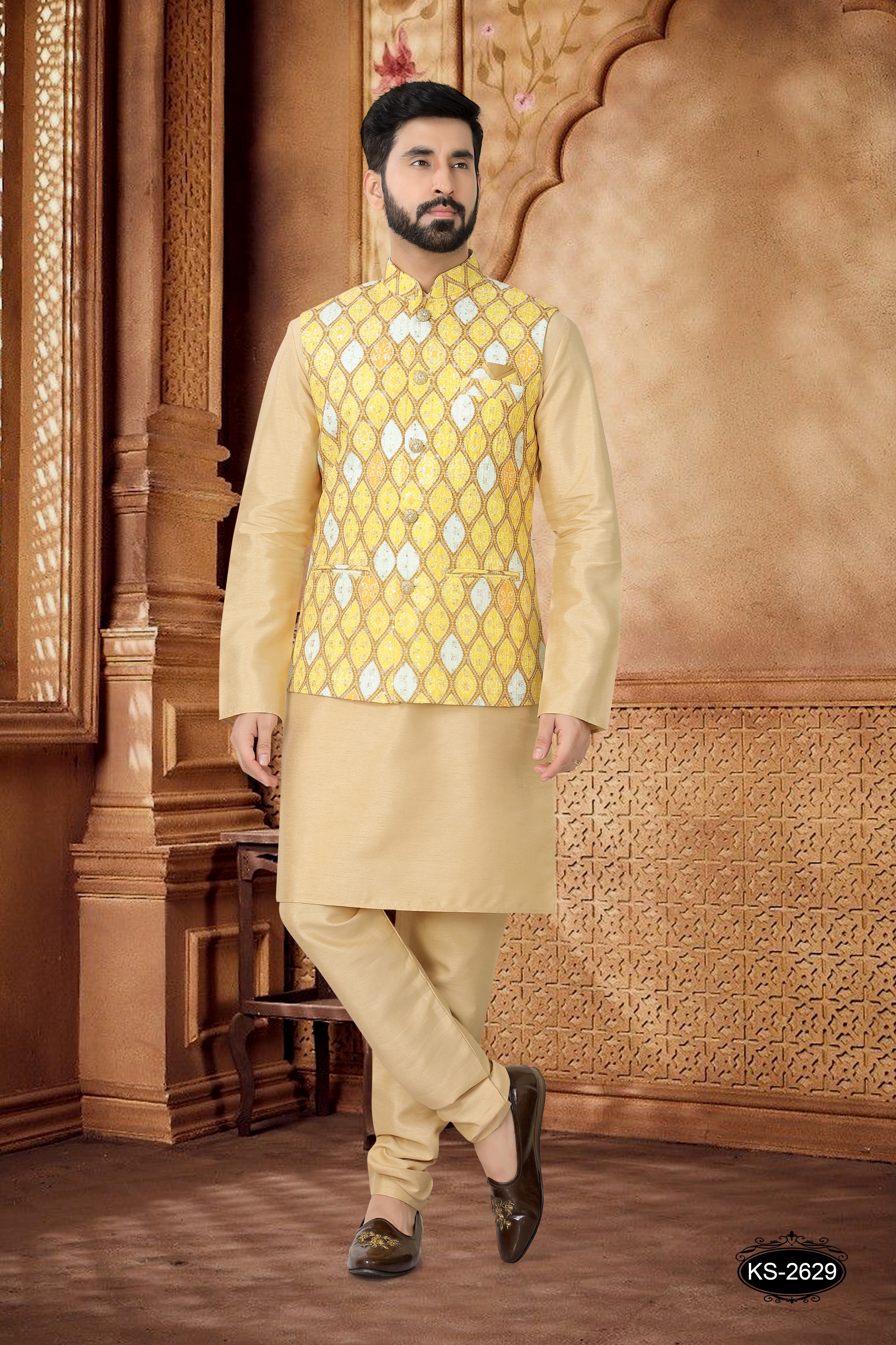 YELLOW KURTA JACKET SET WITH THREAD EMBROIDERY ALL-OVER