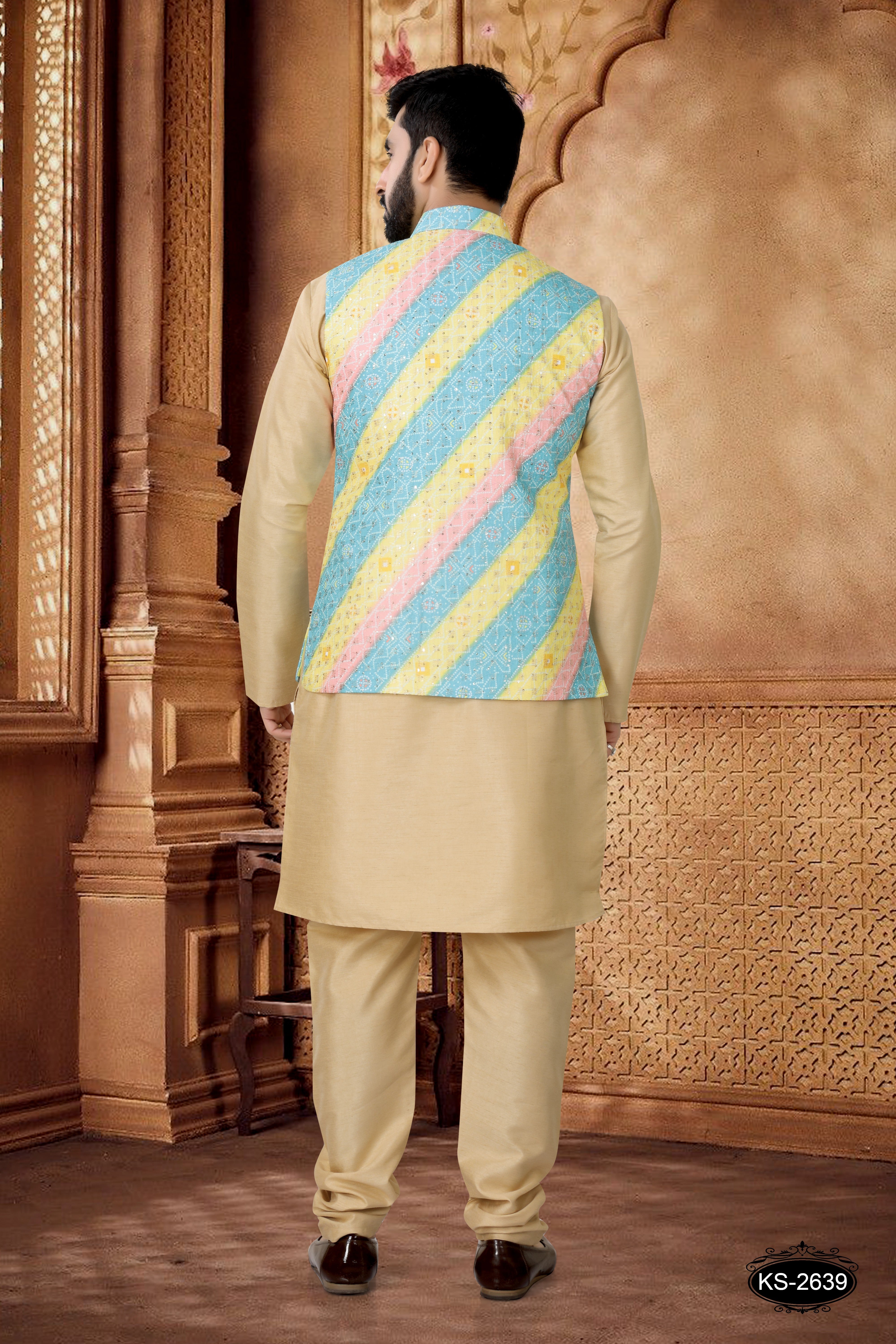 MULTI-TONE JACKET KURTA SET WITH THREAD EMBROIDERY ALL-OVER