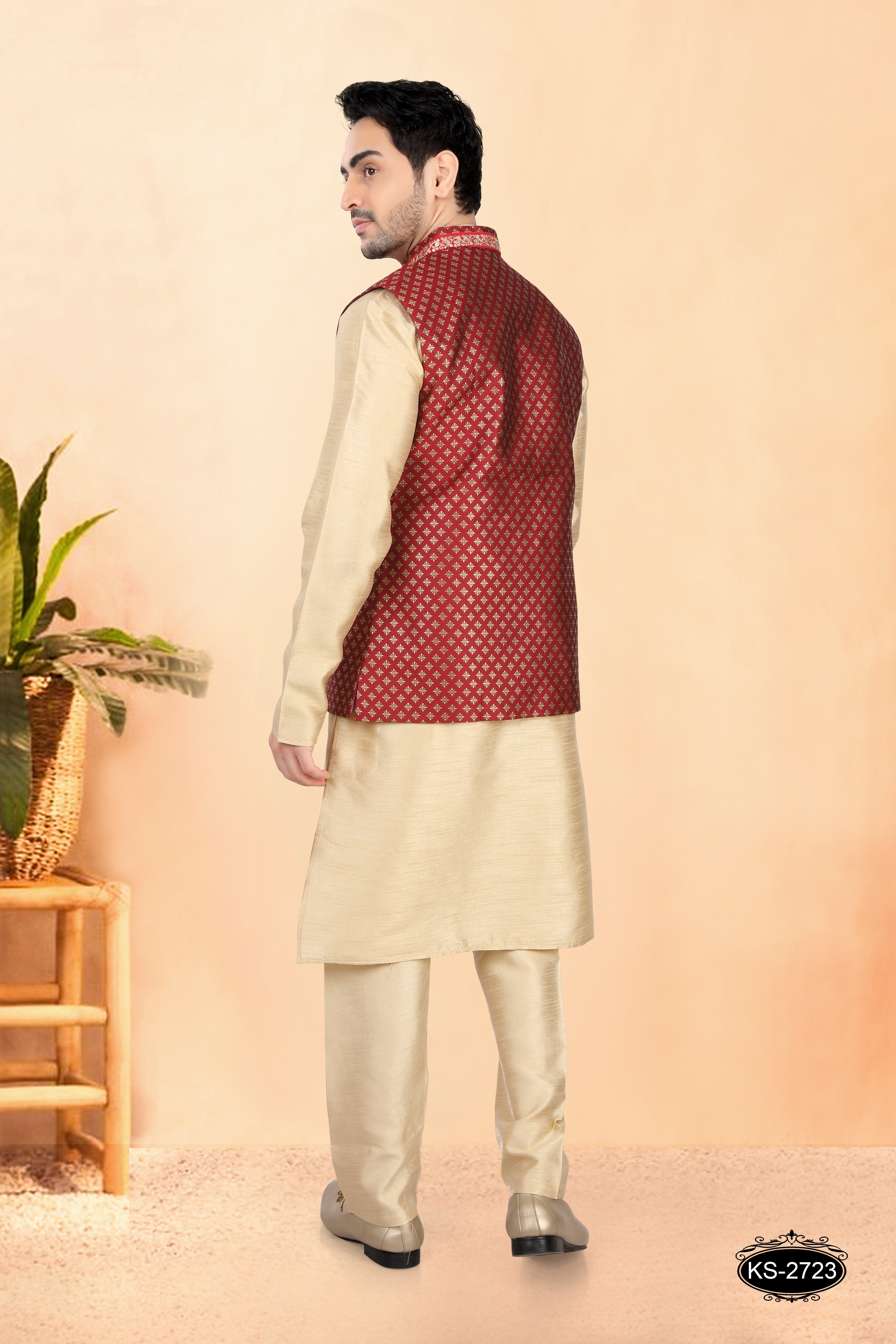 MAROON TONE JACKET SET FOR EVERY OCCASIONS