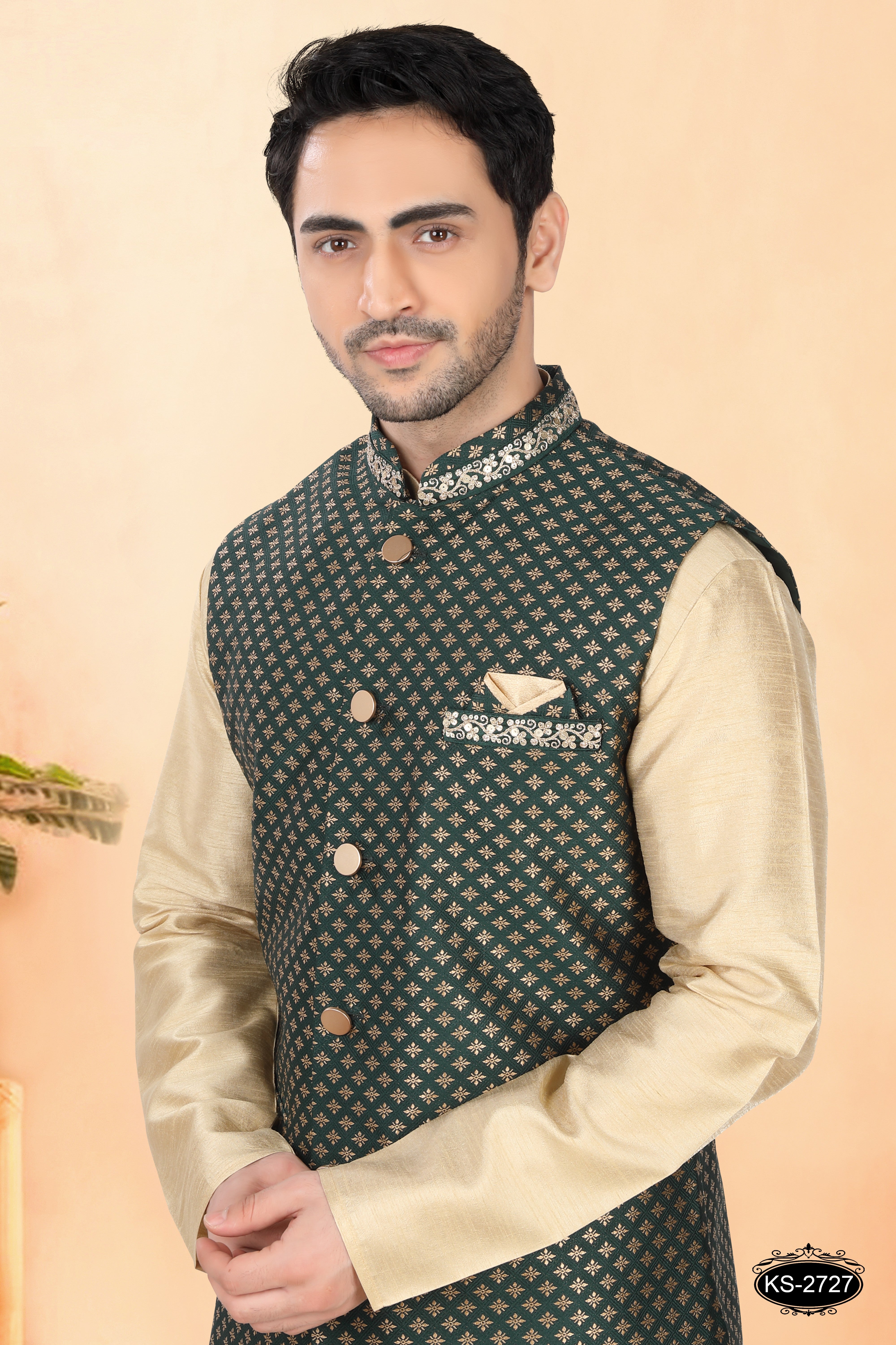 GREEN HUE ONLY JACKET WITH LACE ON COLLAR & POCKET