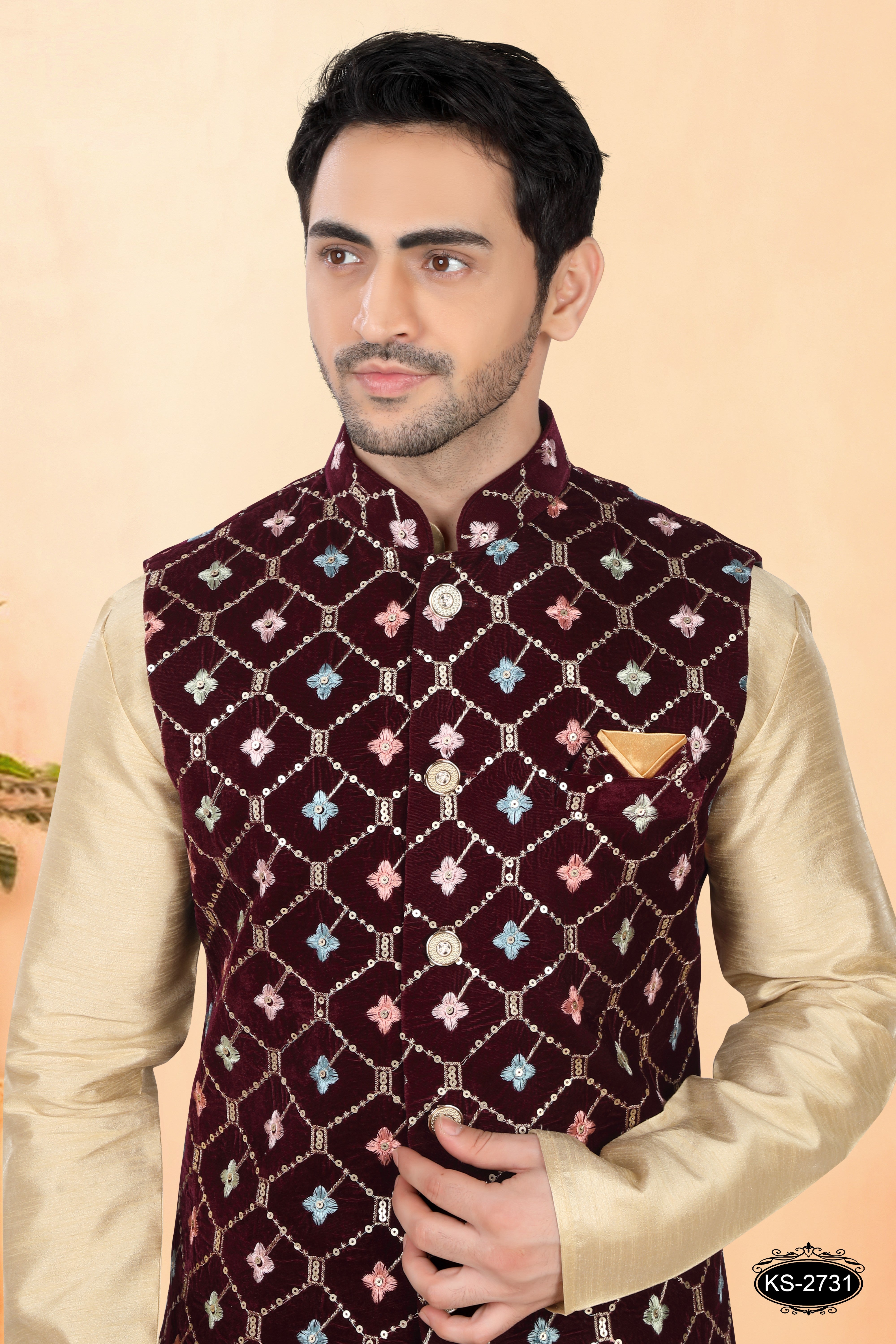 MAROON TONE ONLY JACKET IN VELVET WITH THREAD EMBROIDERY ALL-OVER