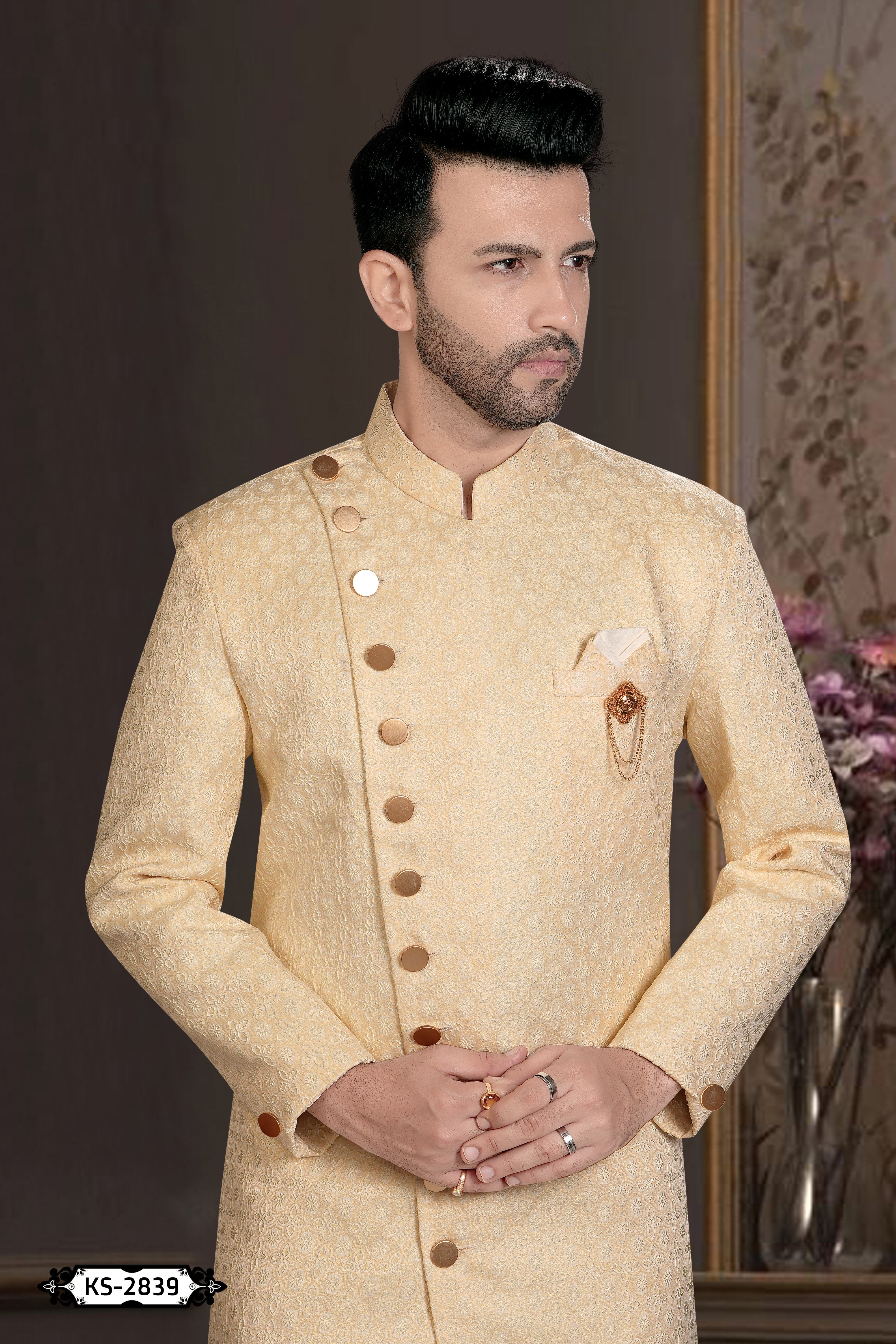 CREAM TONE INDO-WESTERN SET IN UNIQUE PATTERN