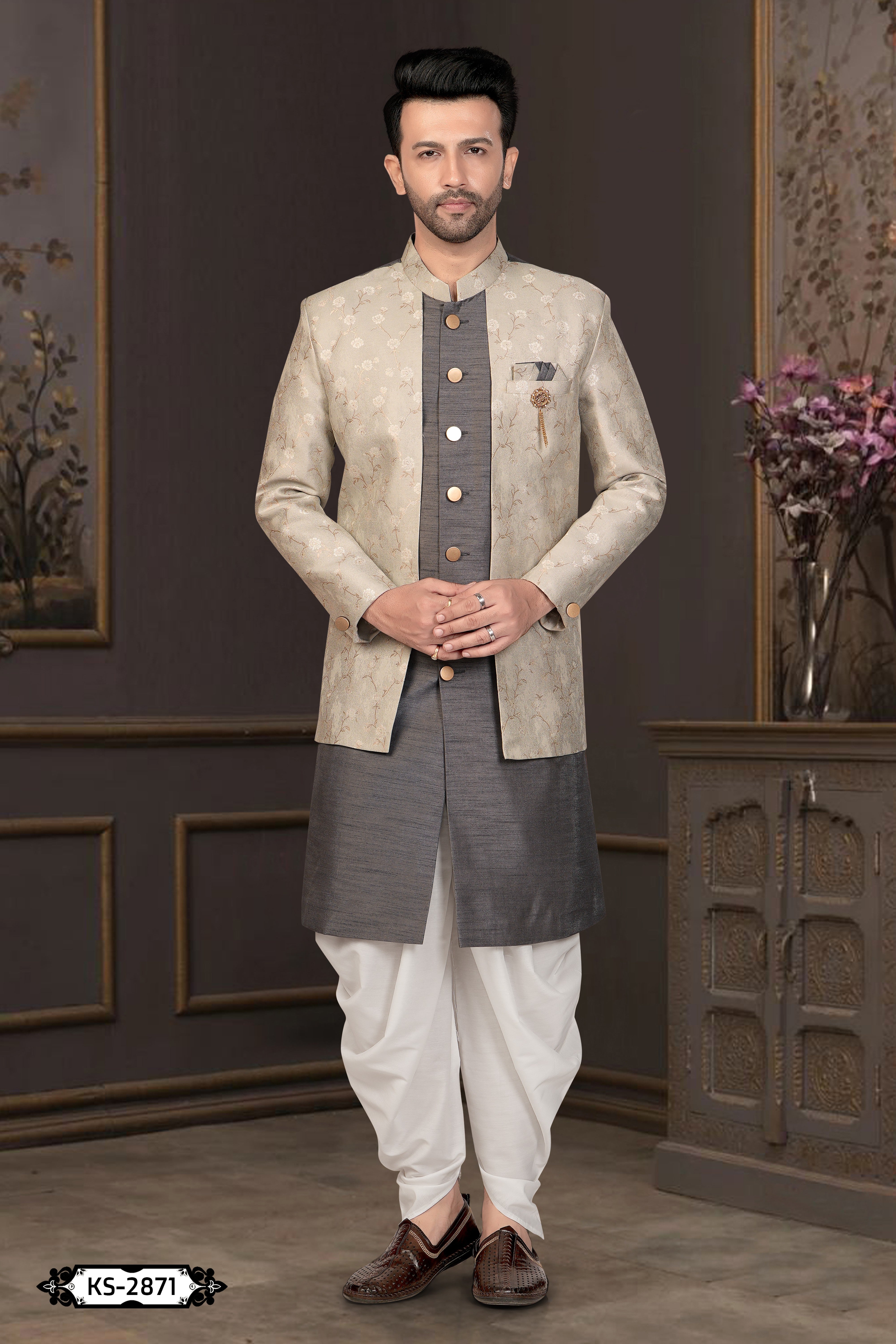 GREY HUE INDO-WESTERN SET IN UNIQUE PATTERN FOR EVERY OCCASIONS