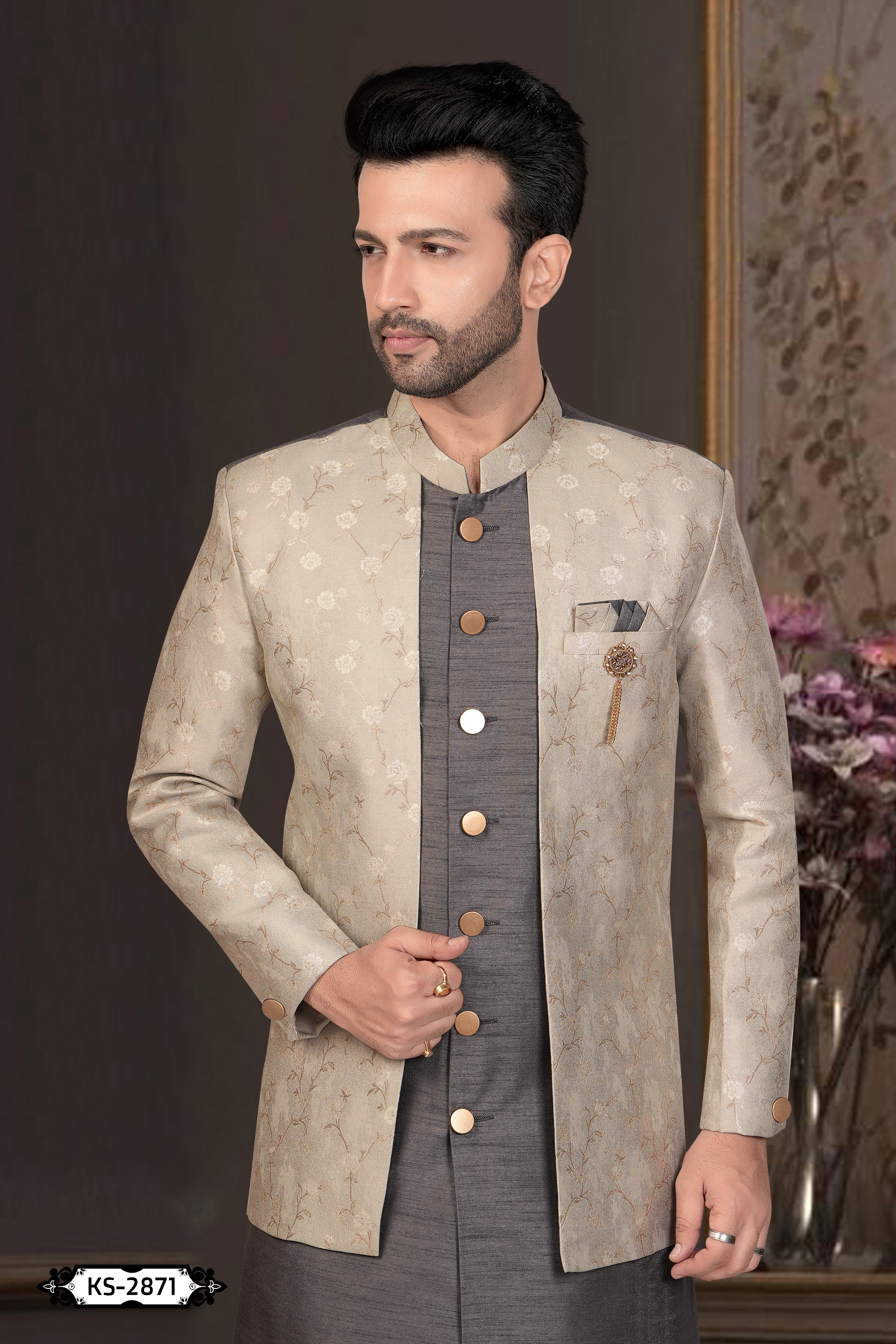 GREY HUE INDO-WESTERN SET IN UNIQUE PATTERN FOR EVERY OCCASIONS