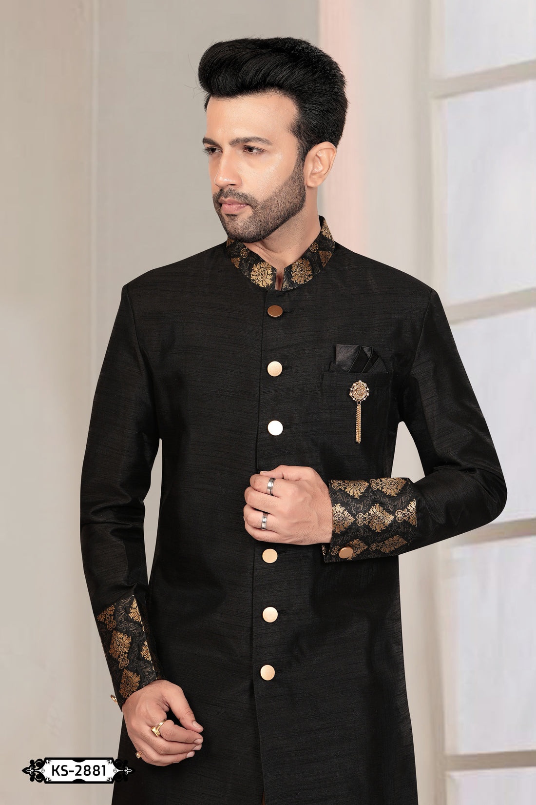 BLACK HUE INDO-WESTERN SET WITH DESIGNER PATTA FOR EVERY OCCASIONS