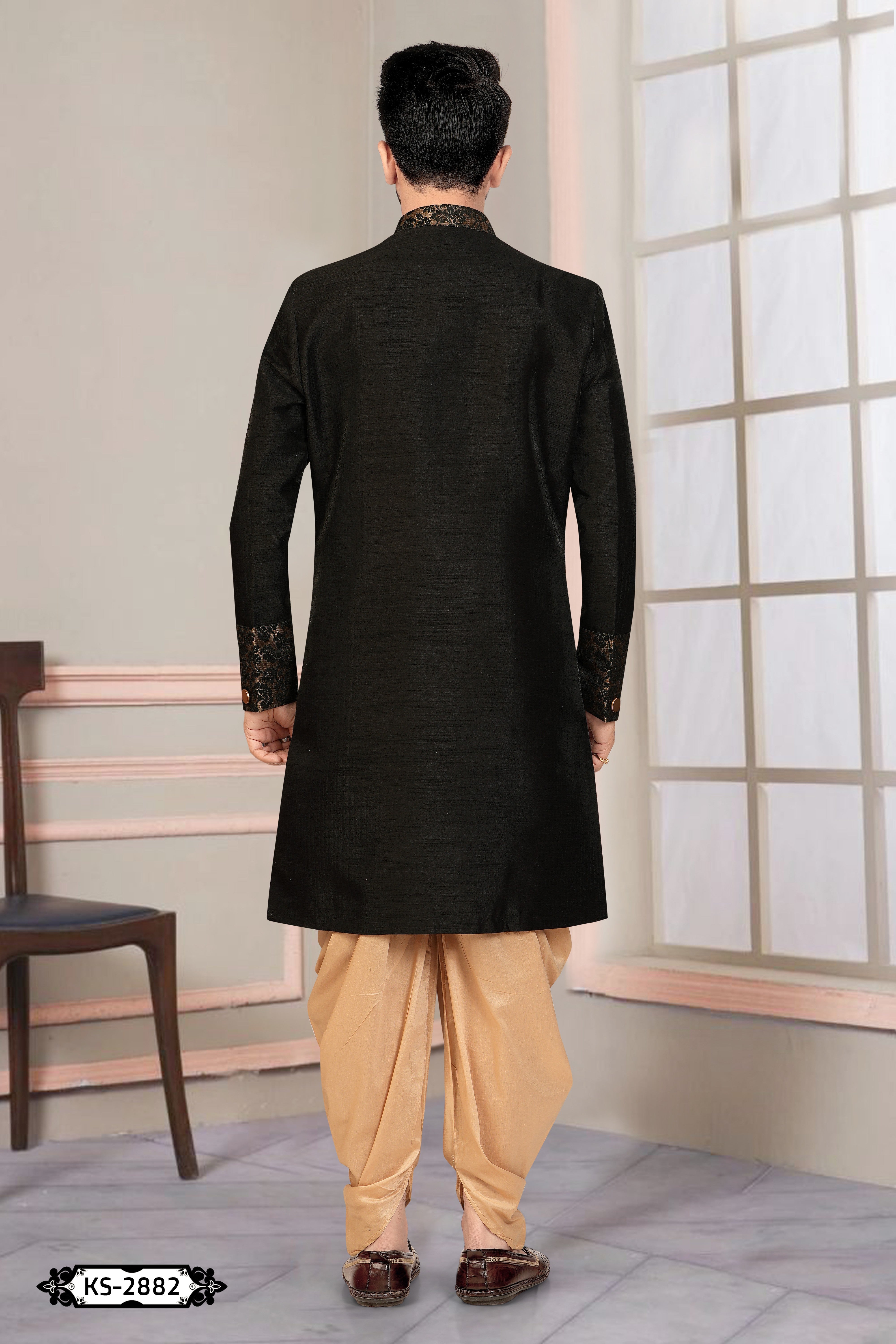 DESIGNER PATTA INDO-WESTERN SET IN BLACK FOR EVERY OCCASIONS