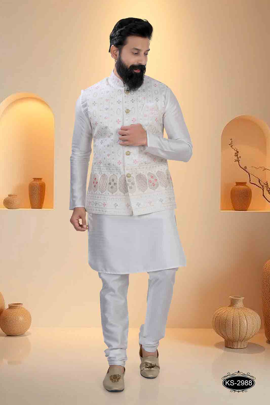ONLY JACKET IN HEAVY THREAD WORK WITH PANEL EMBROIDERY FOR EVERY OCCASIONAL EVE