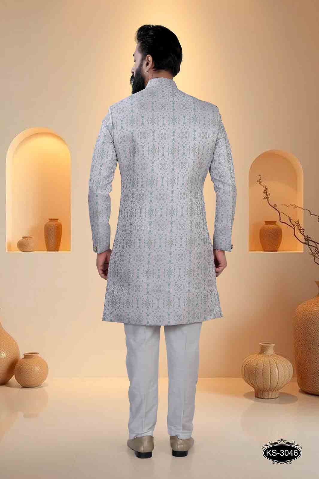 INDO-WESTERN SET IN WHITE-BASE WITH UNIQUE PATTERN