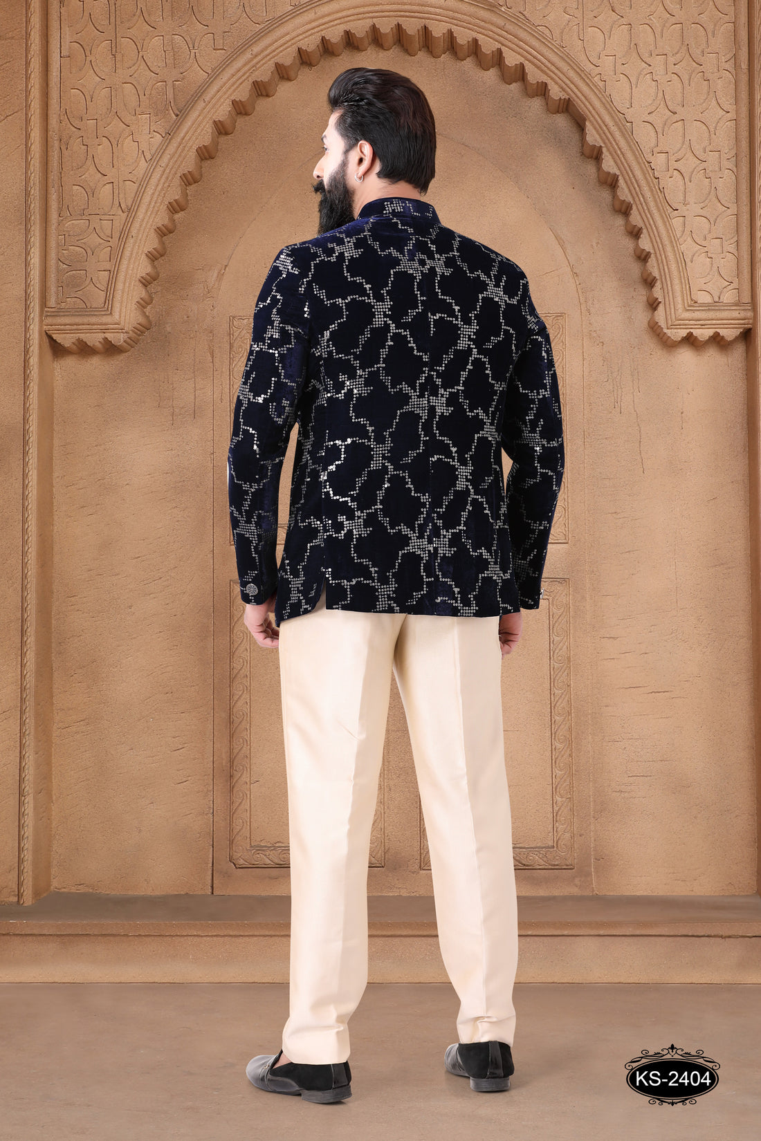 VELVET BANDGALA SET IN BLUE WITH THREAD & SEQUENCE EMBROIDERY