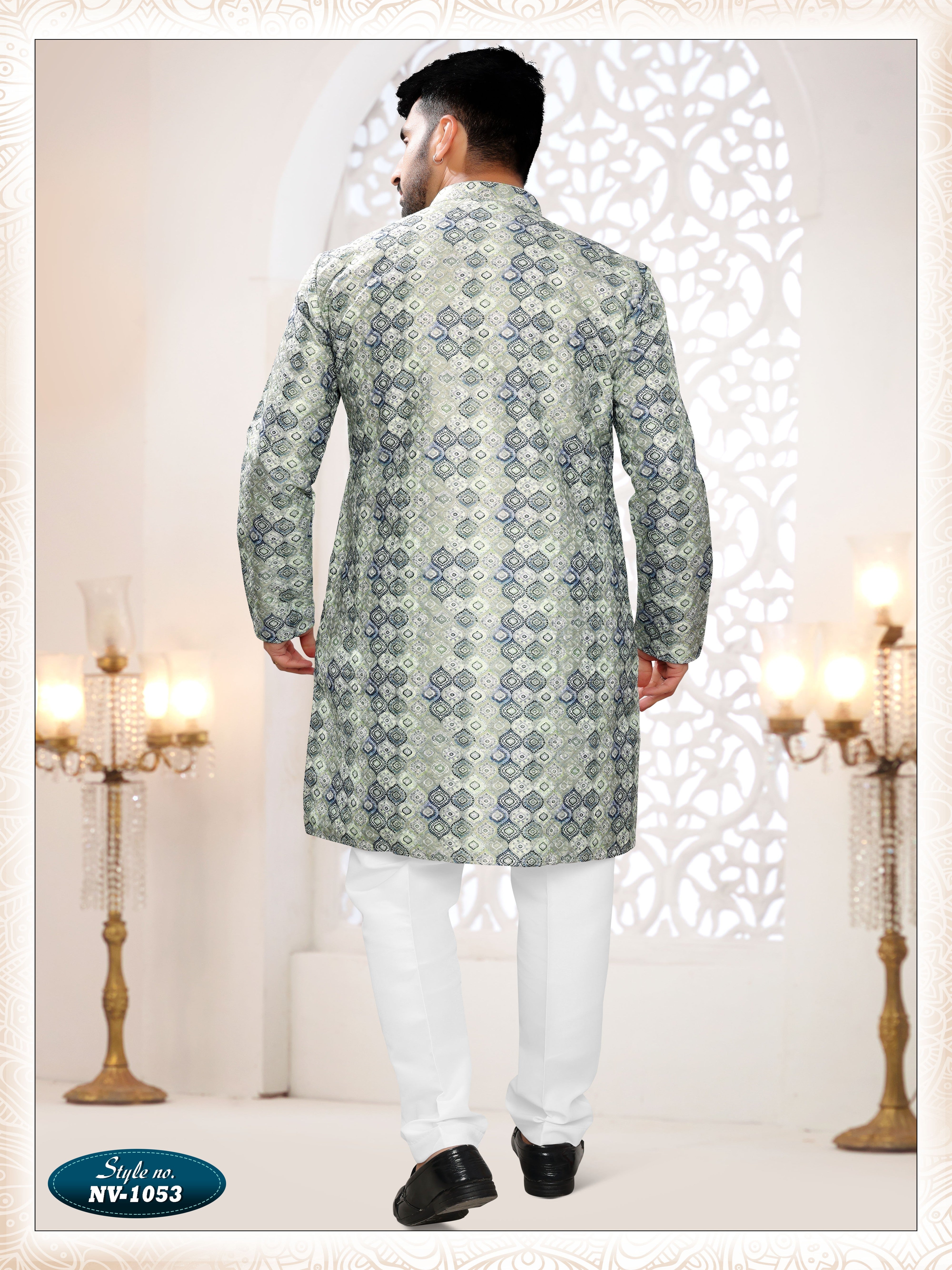 KURTA SET WITH THREAD & SEQUENCE EMBROIDERY ALL-OVER