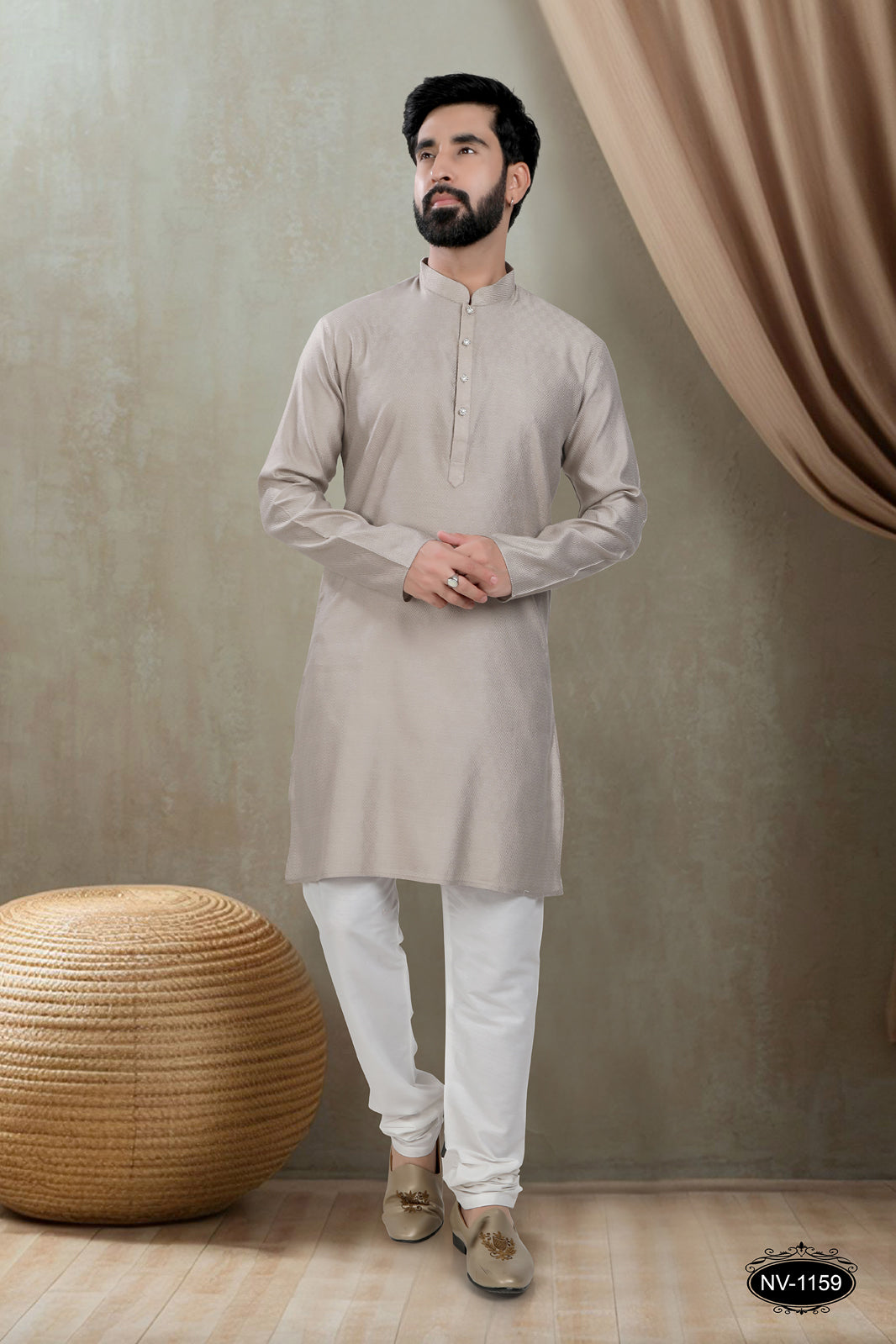 GREY KURTA WITH GEOMETRIC DESIGN FOR ALL ETHNIC EVENTS
