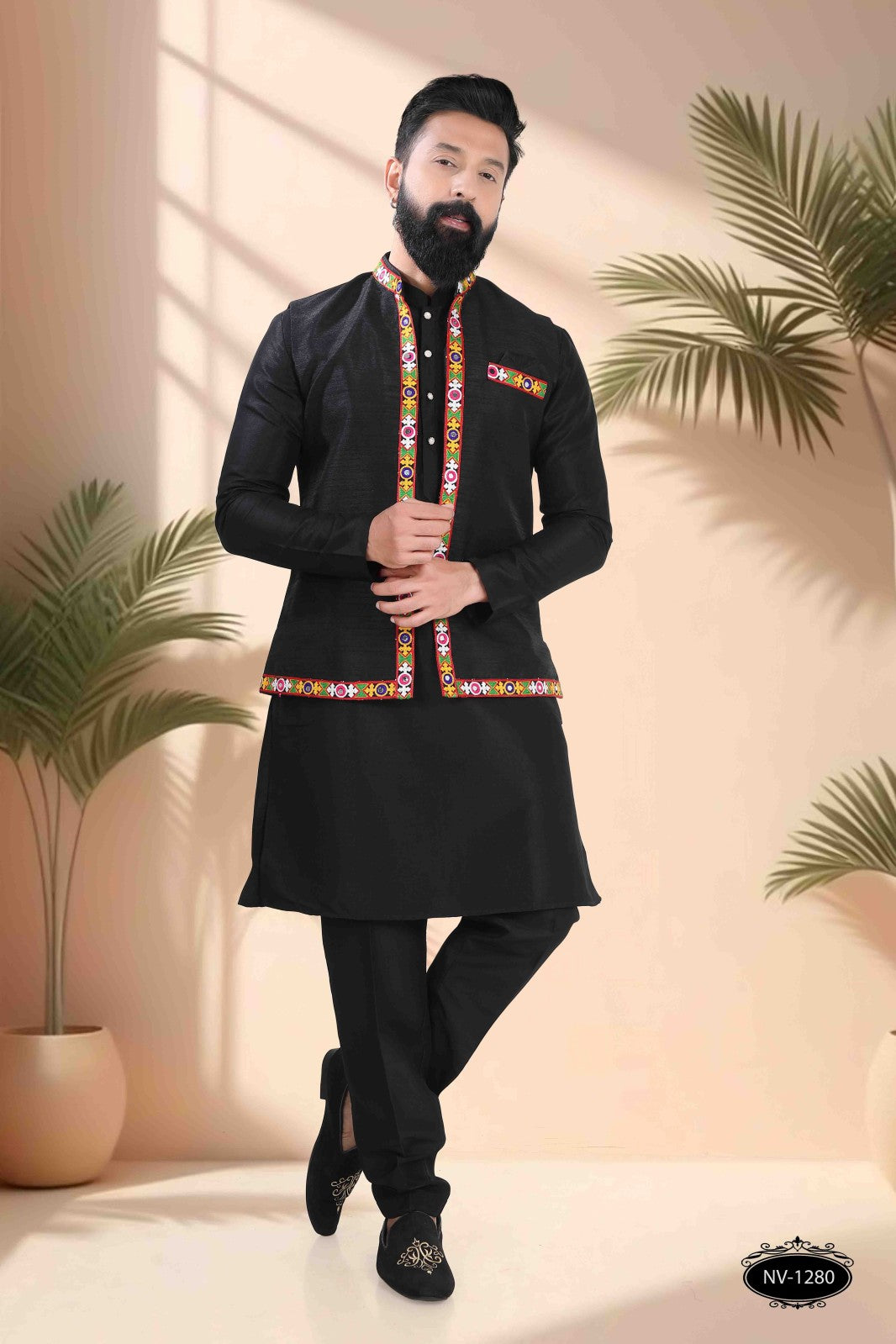 BLACK OPEN-STYLE ONLY JACKET FOR NAVRATRI
