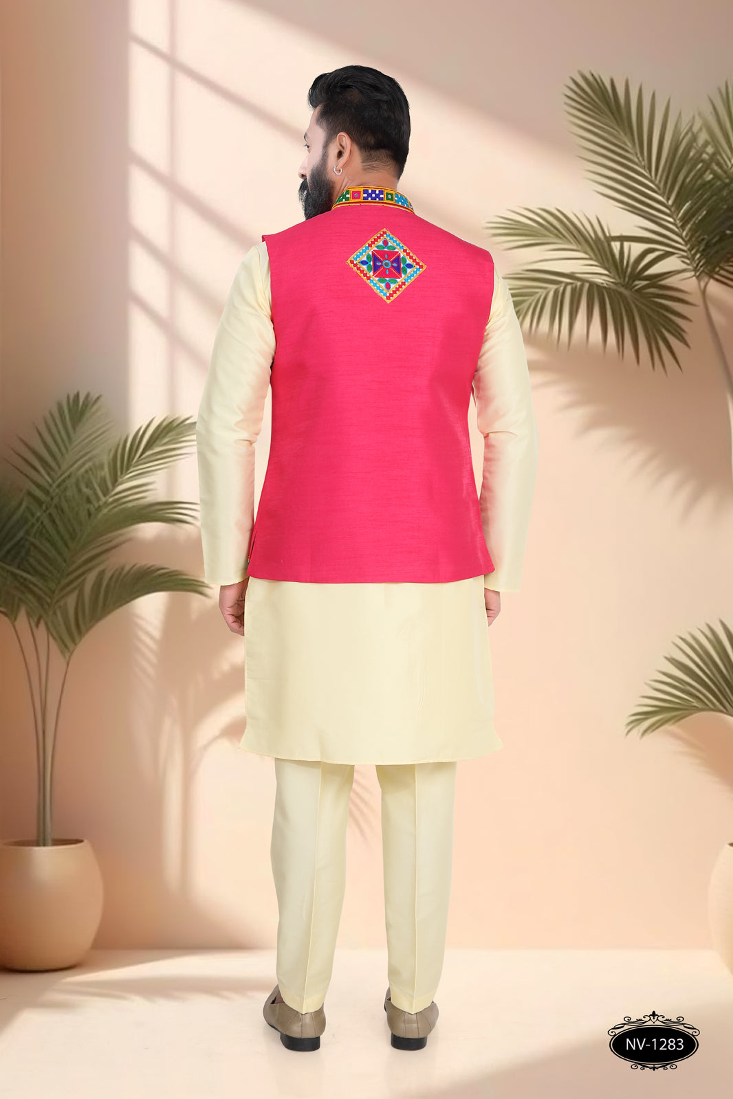 NAVRATRI OPEN-STYLE RANI PINK ONLY JACKET