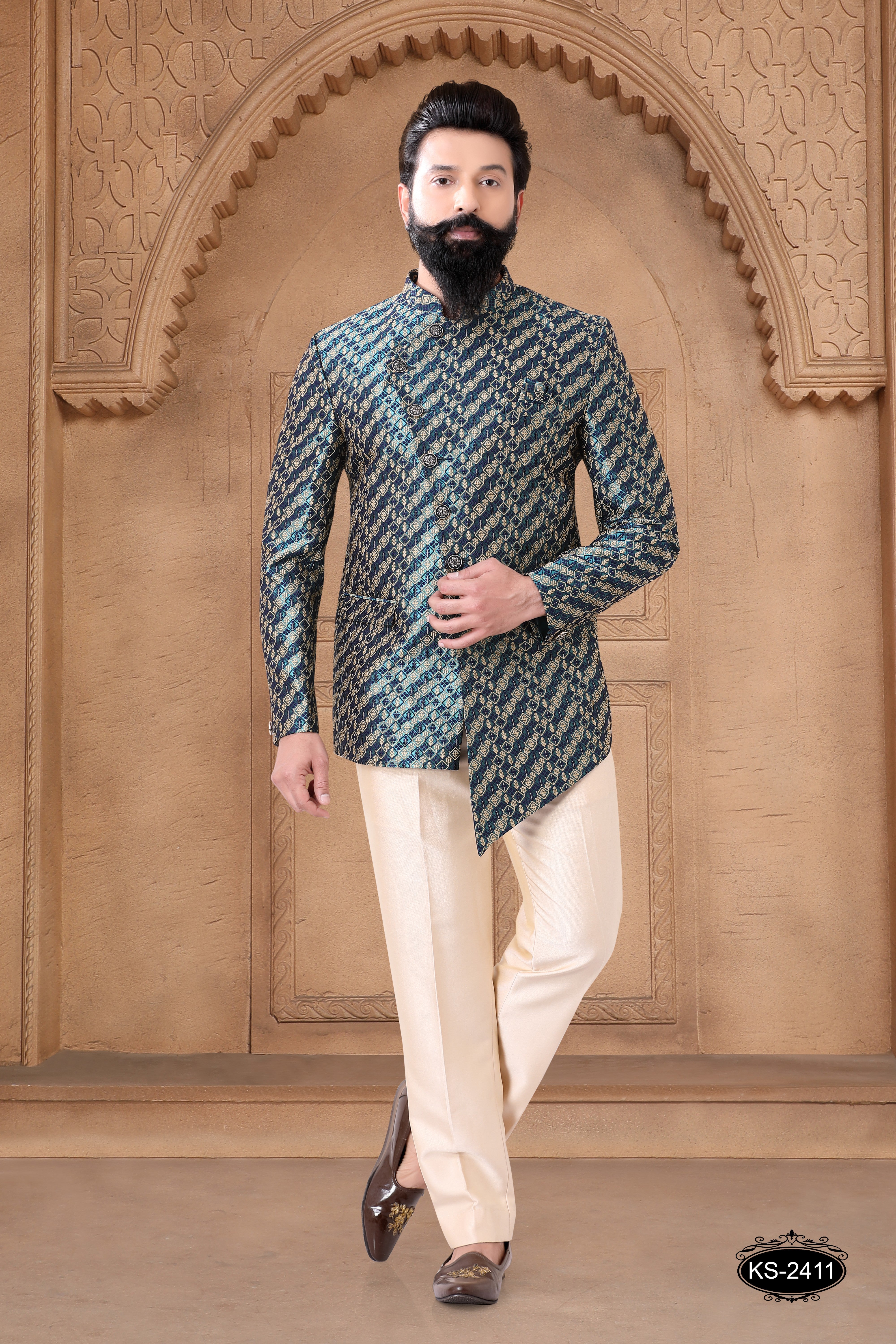 UNIQUE PATTERN BLUISH-GREEN TONE BANDHGALA SET